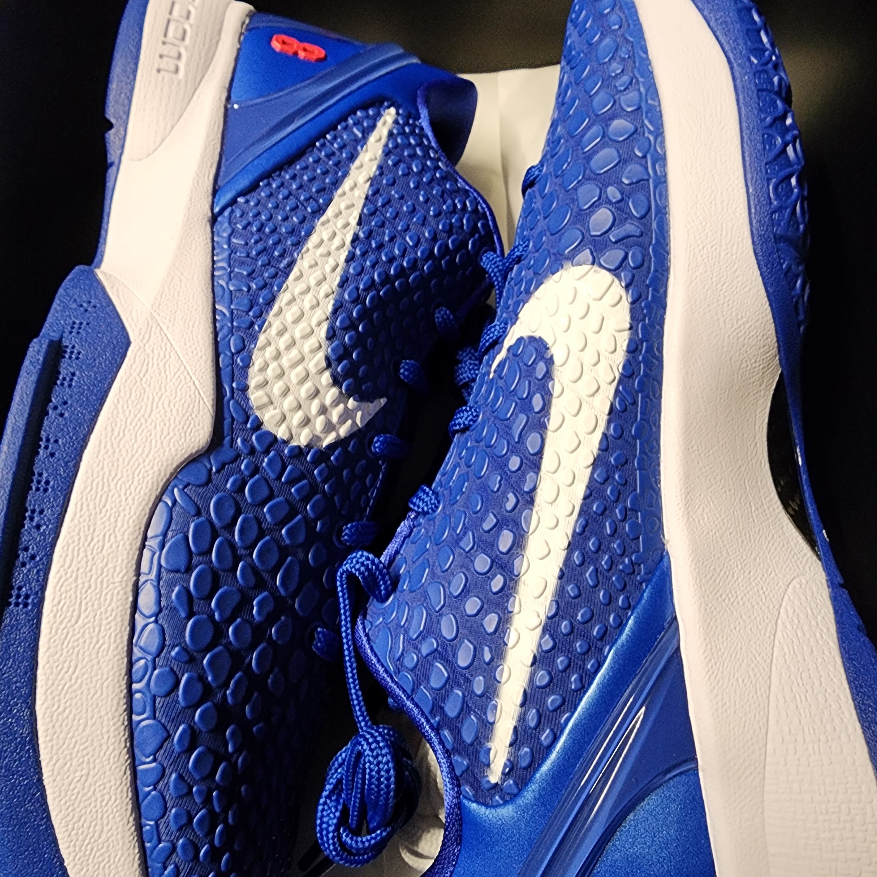 Nike Kobe 6 Protro Game Royal White 착용 스타일 - 1