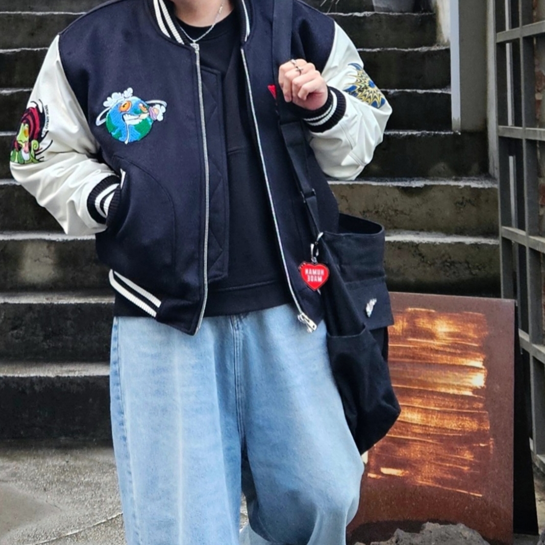 Human Made Heart Keyring Red 착용 스타일