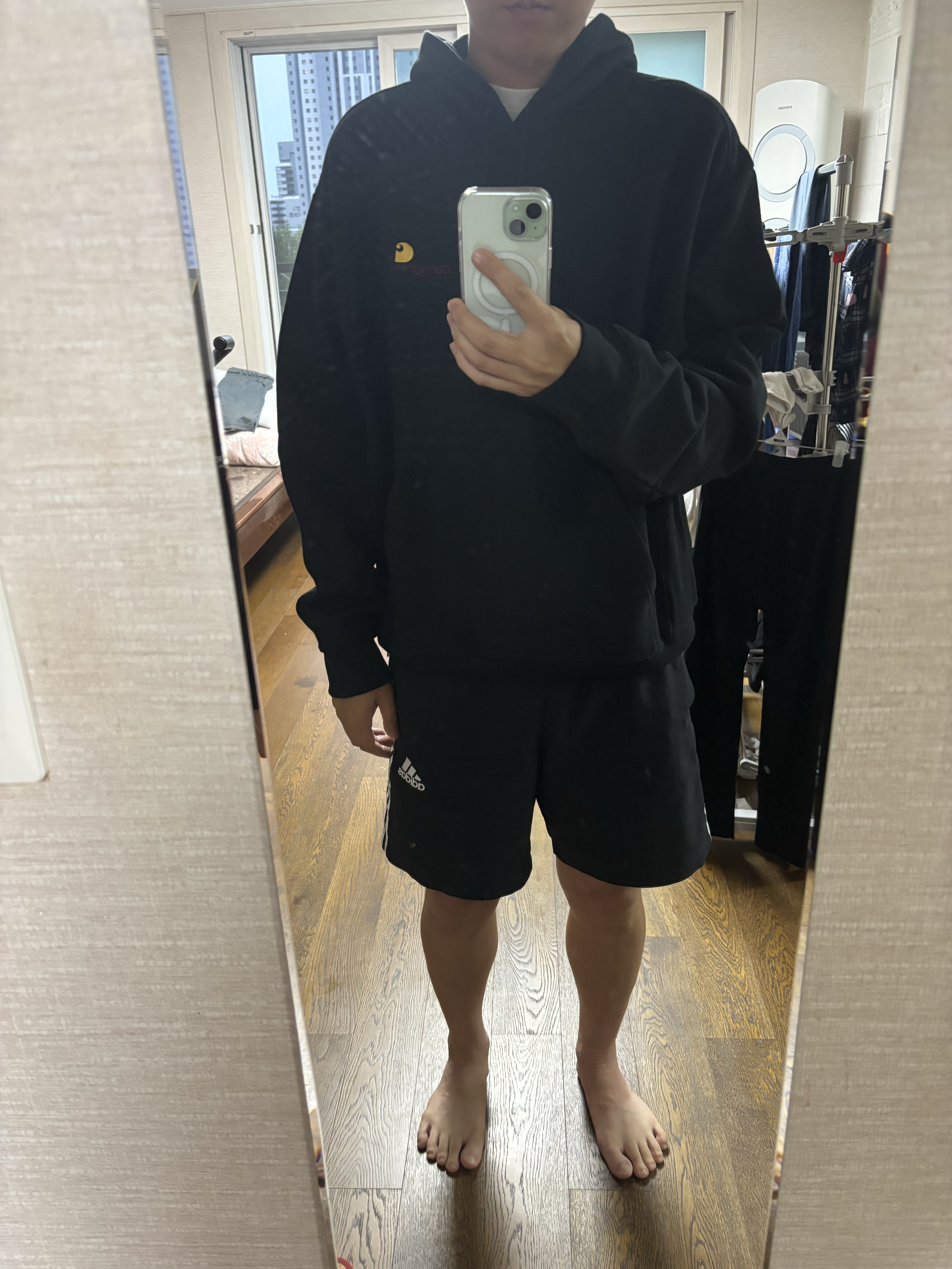 Carhartt WIP Hooded American Script Sweatshirt Black 착용 스타일