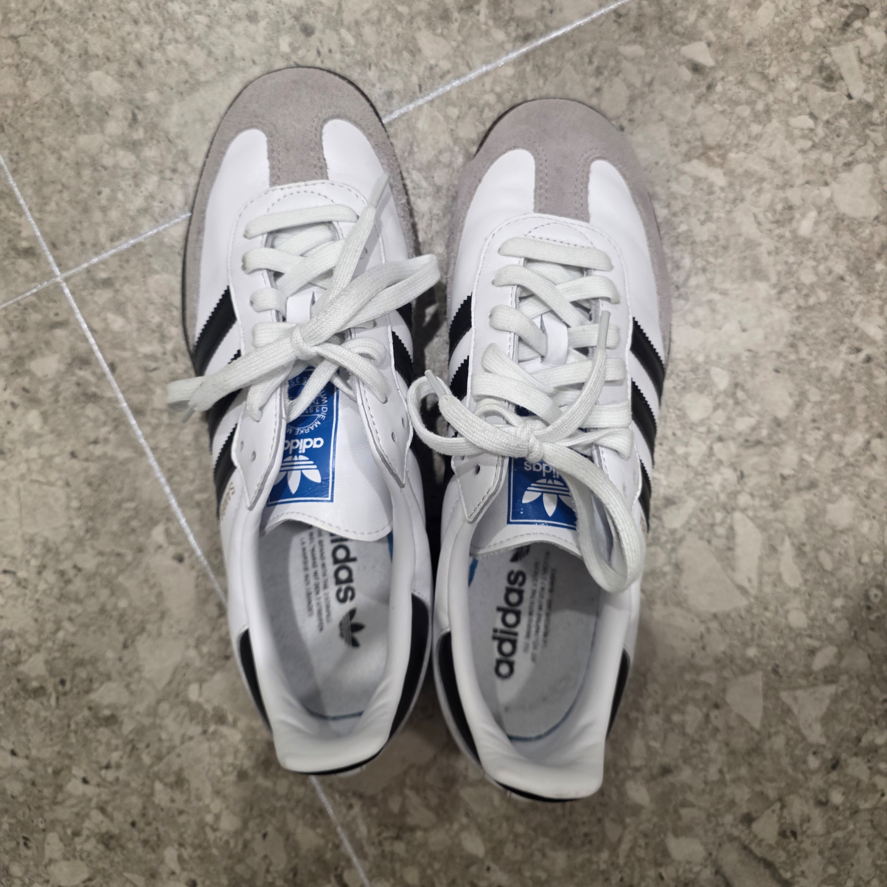 Adidas Samba OG Cloud White 착용 스타일