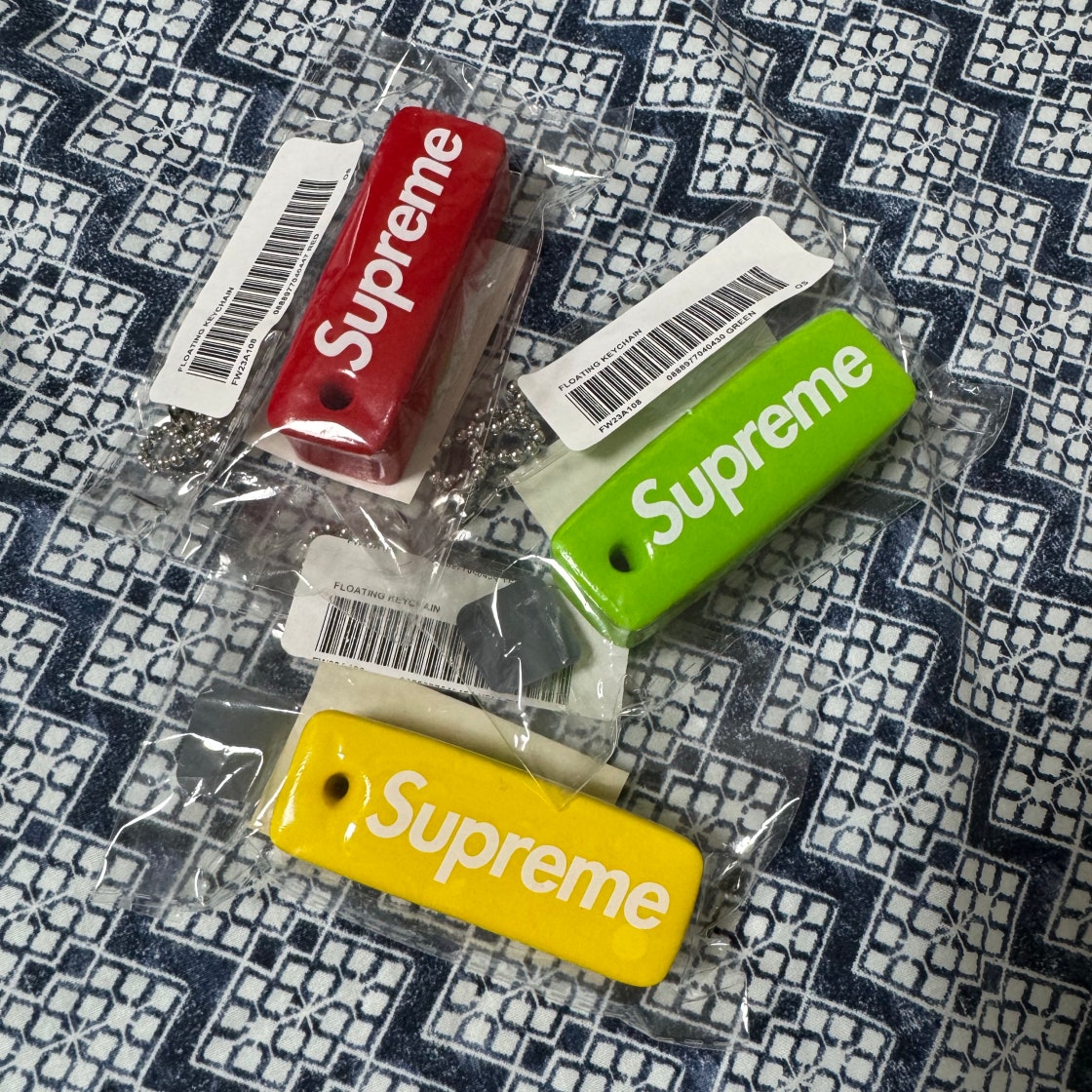 Supreme Boat Keychains Floating Keychain Green Supreme Reflective