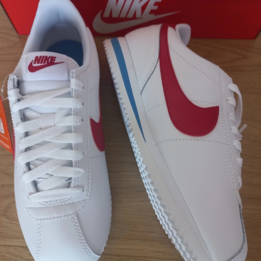 Nike Cortez White Varsity Blue 착용 스타일