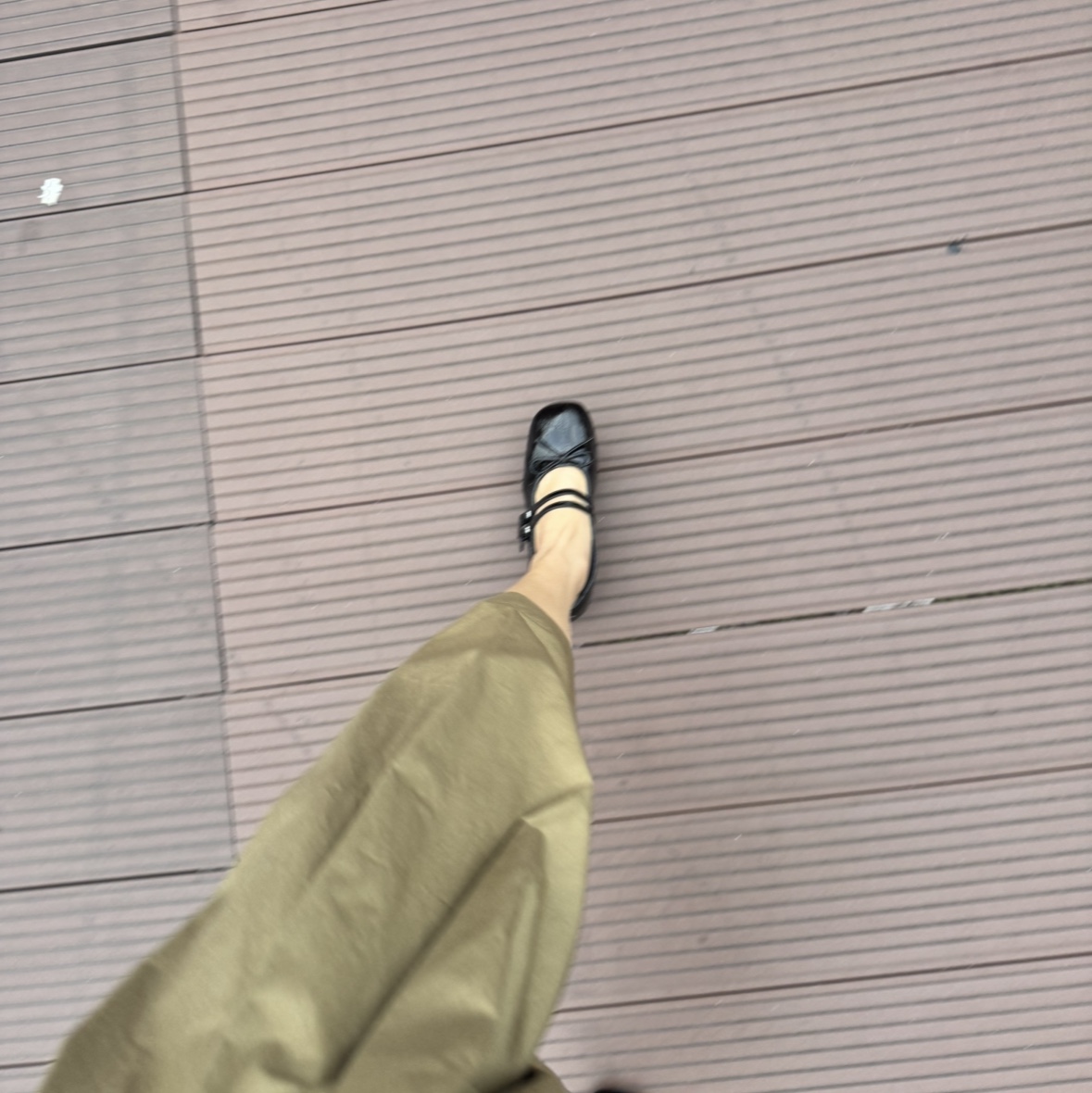 (W) Rockfishweatherwear Square Toe Two Strap Mary Jane Black 착용 스타일