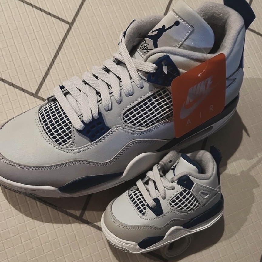 Jordan 4 Retro Industrial Blue, (TD) Jordan 4 Retro Industrial Blue 착용 스타일 - 2