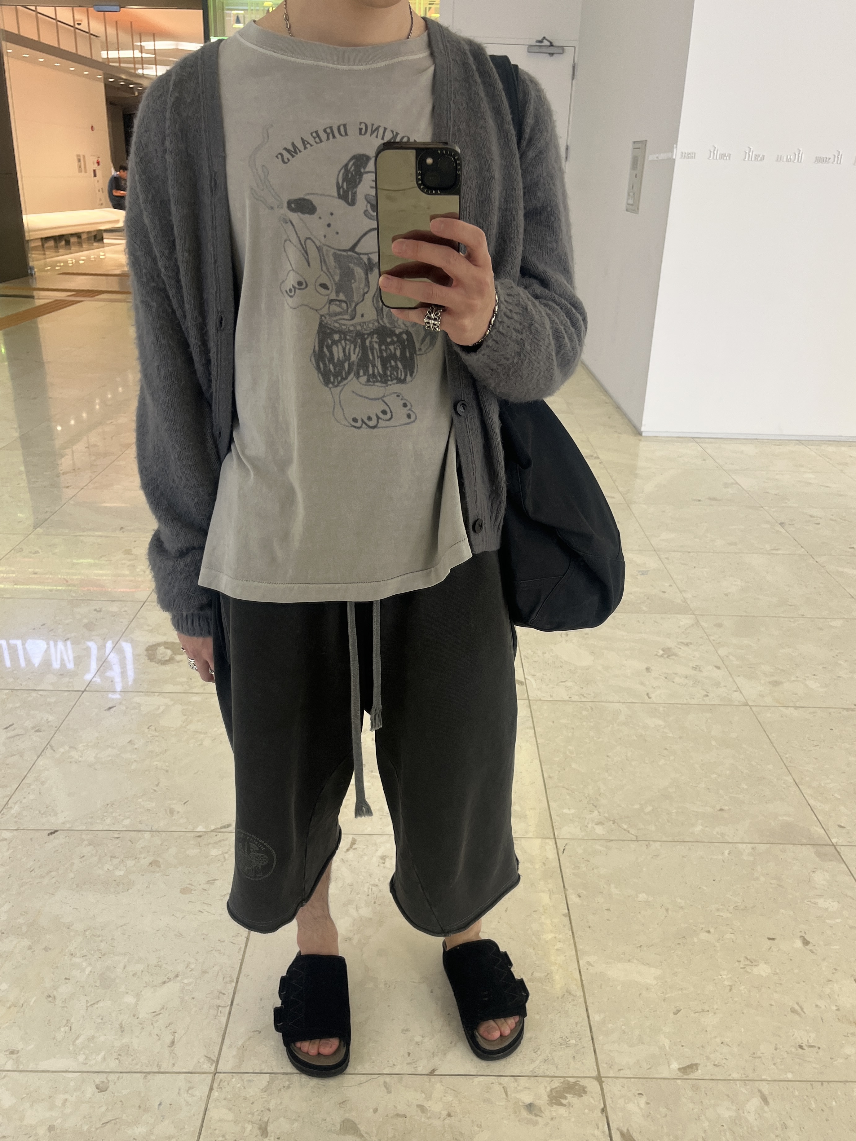 [기간한정 20%쿠폰] Polyteru Human Index Human 1/2 Sweat Pants Charcoal, [프리오더] Polyteru Jumbo Slippers Black 착용 스타일