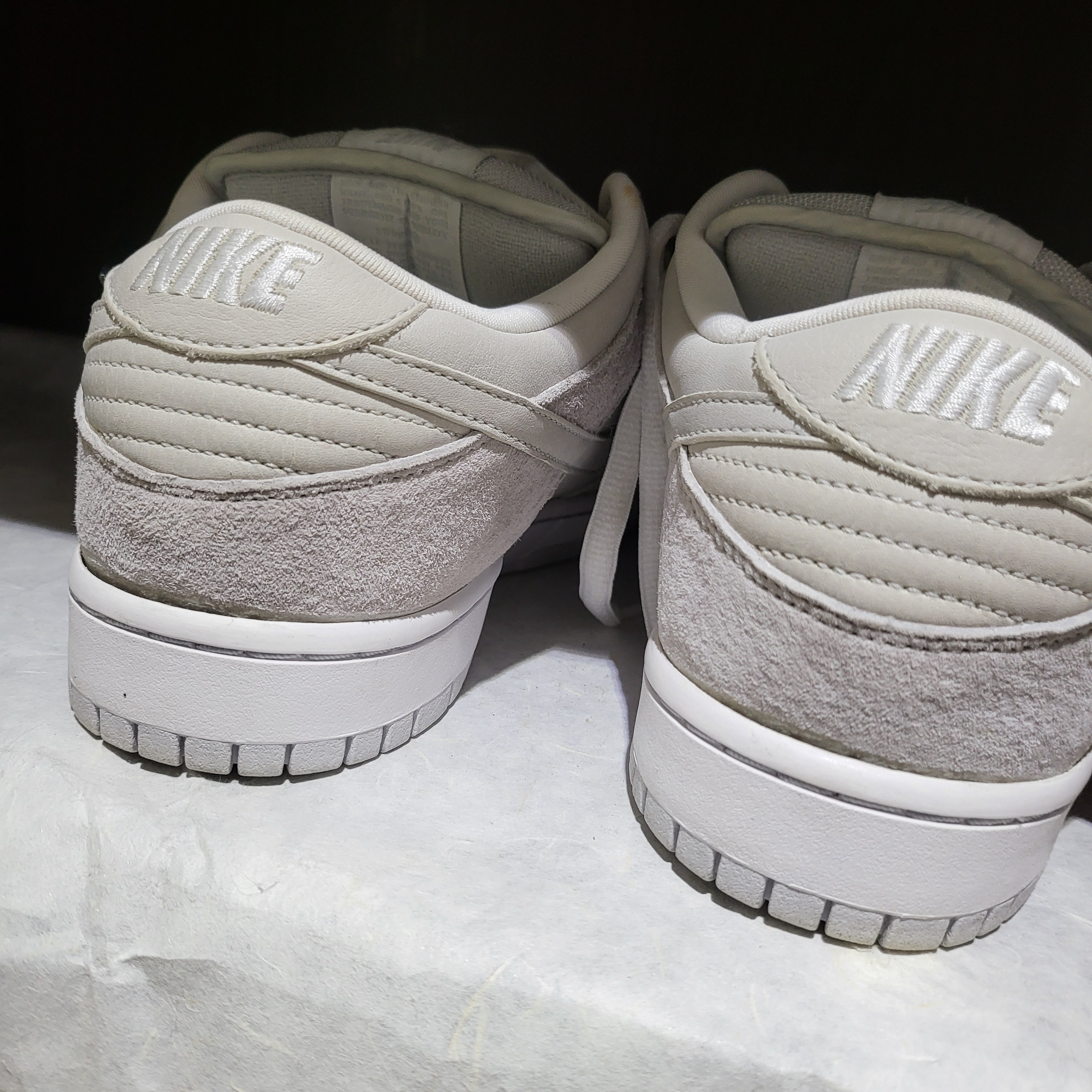 Nike Dunk SB Low Medicom 3 착용 스타일