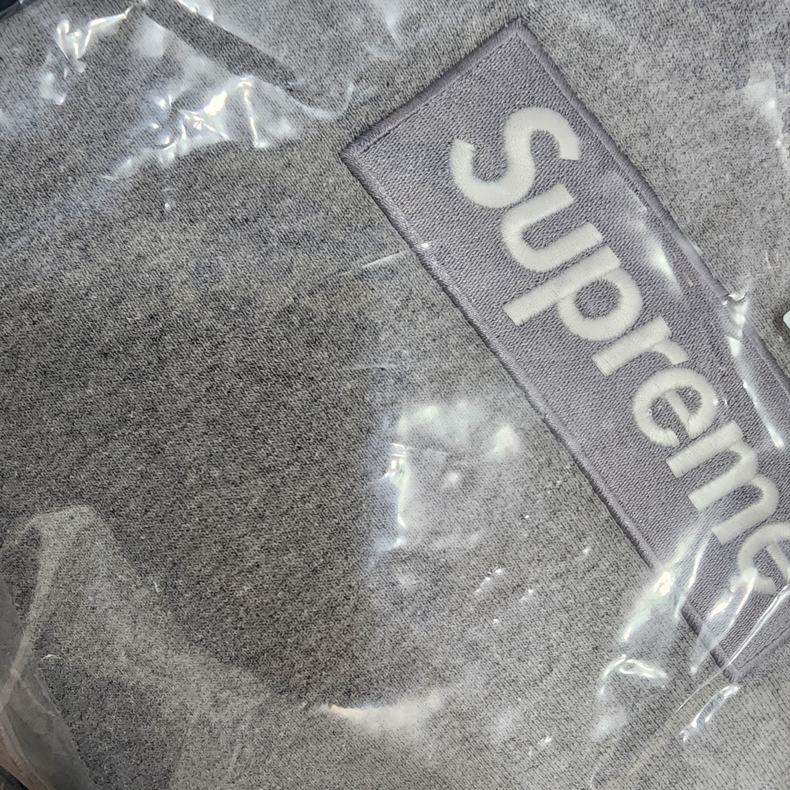 Supreme Box Logo Hooded Sweatshirt Heather Grey - 24FW 착용 스타일