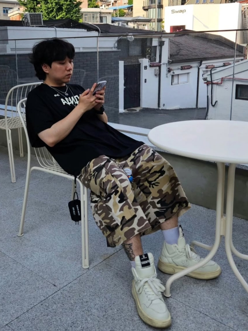Yeezy x Gosha Rubchinskiy YZY Jersey Black 착용 스타일