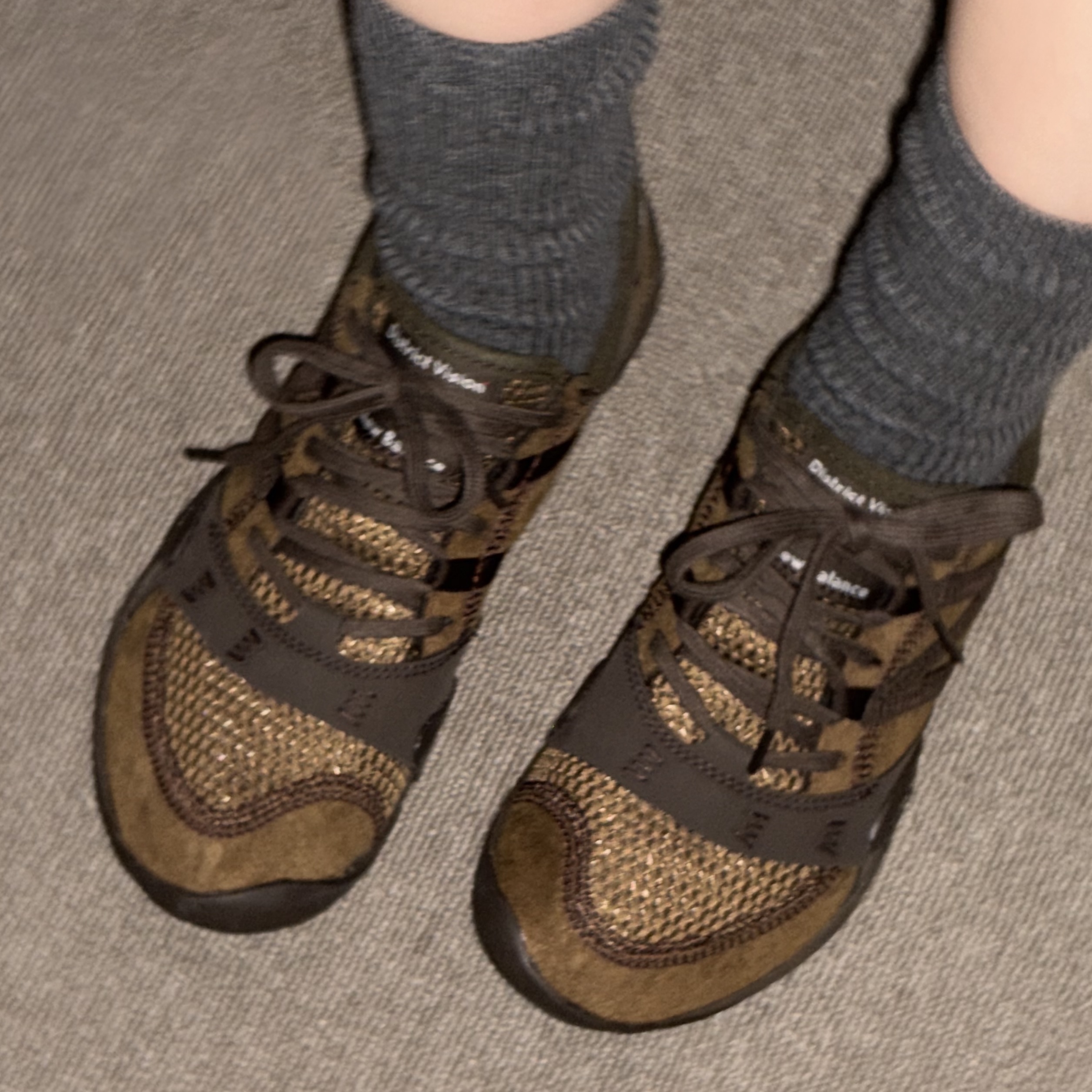 New Balance x District Vision MT10O Desert Palm 착용 스타일
