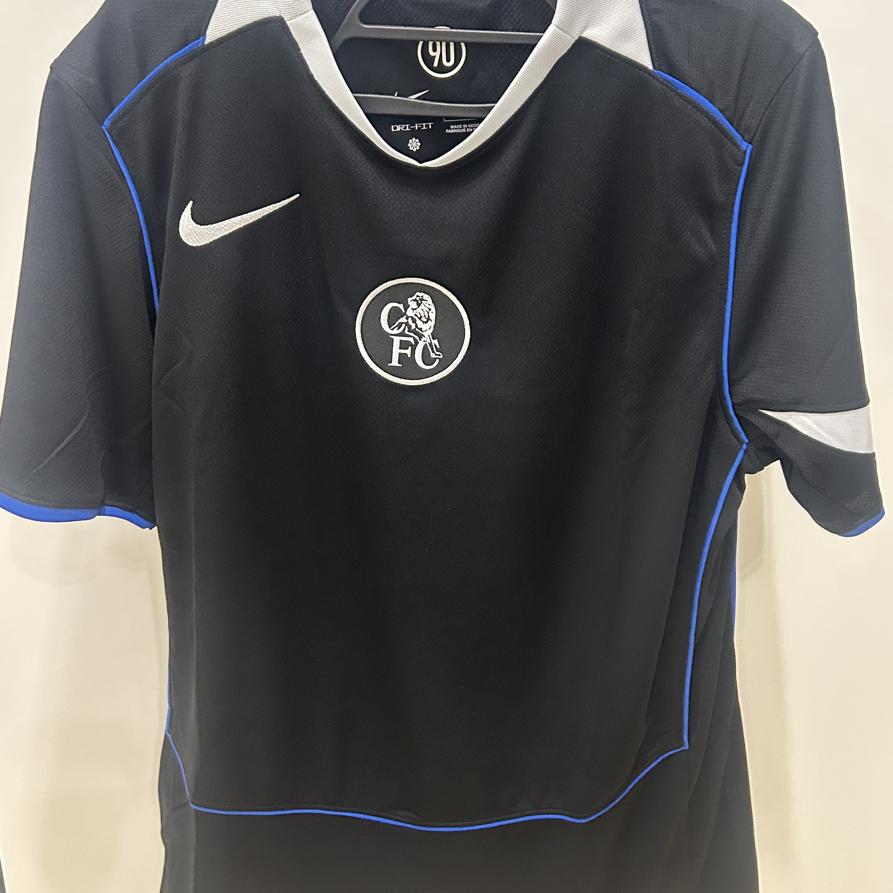 Nike Chelsea FC 2025/26 Stadium 3rd Dri-Fit Total 90 Replica Jersey Black Field Silver Game Royal (Non Marking Ver.) 착용 스타일