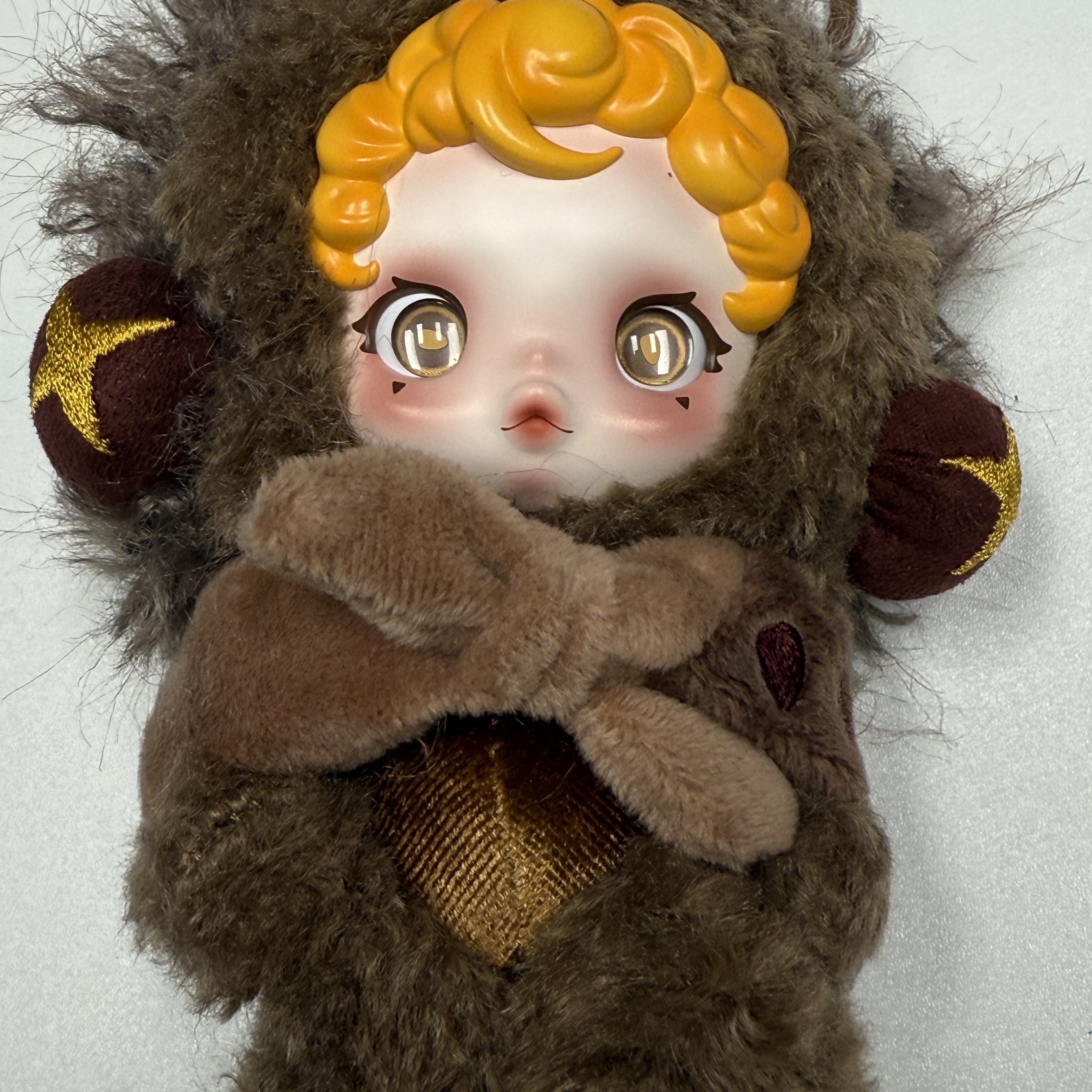 Pop Mart Skullpanda You Found Me ! Series Plush Doll Pendant Sealed Case (1 Blind Box) 착용 스타일