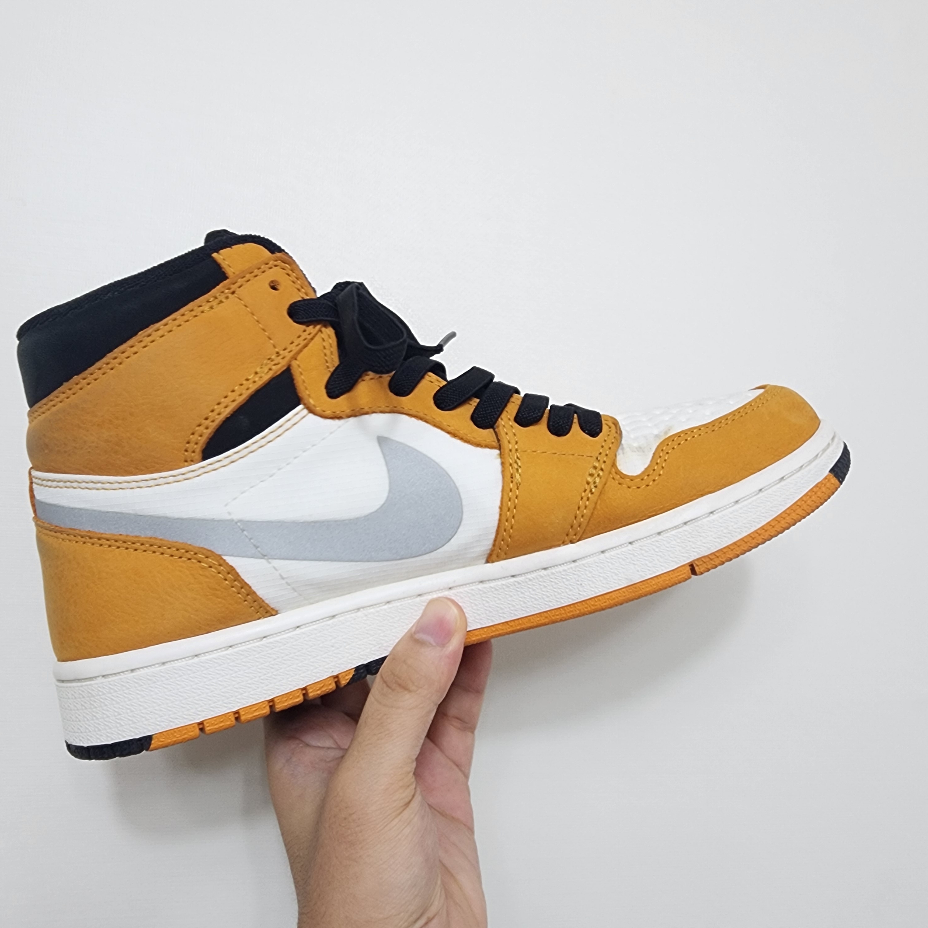 Jordan 1 Element Gore-Tex Light Curry 착용 스타일