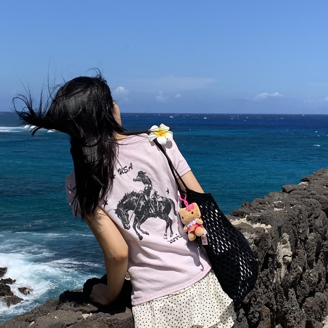 Sanrio Hello Kitty Sarong 4" Hawaii Series Plush 착용 스타일