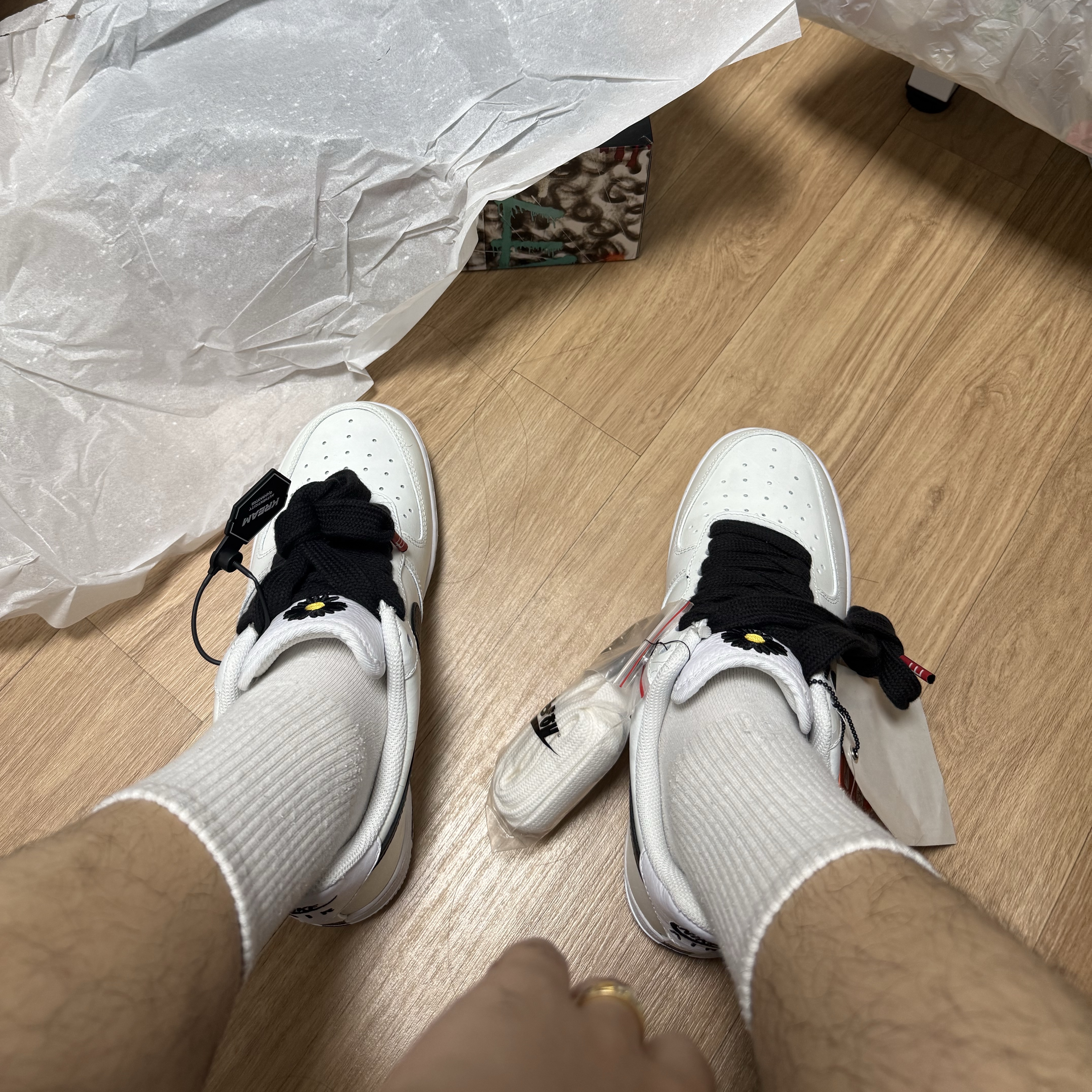 Nike x Peaceminusone Air Force 1 Low Para-Noise 2.0 착용 스타일 - 2