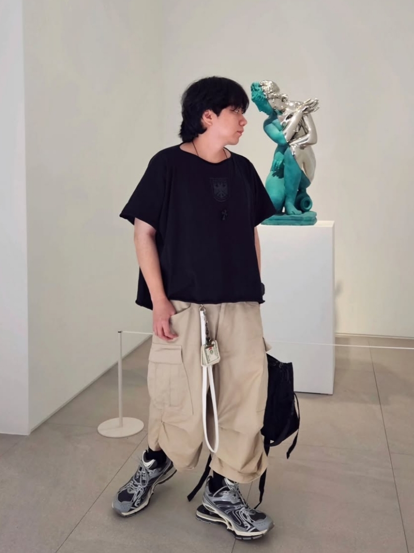 Balenciaga X-Pander Sneakers Grey Black White 착용 스타일