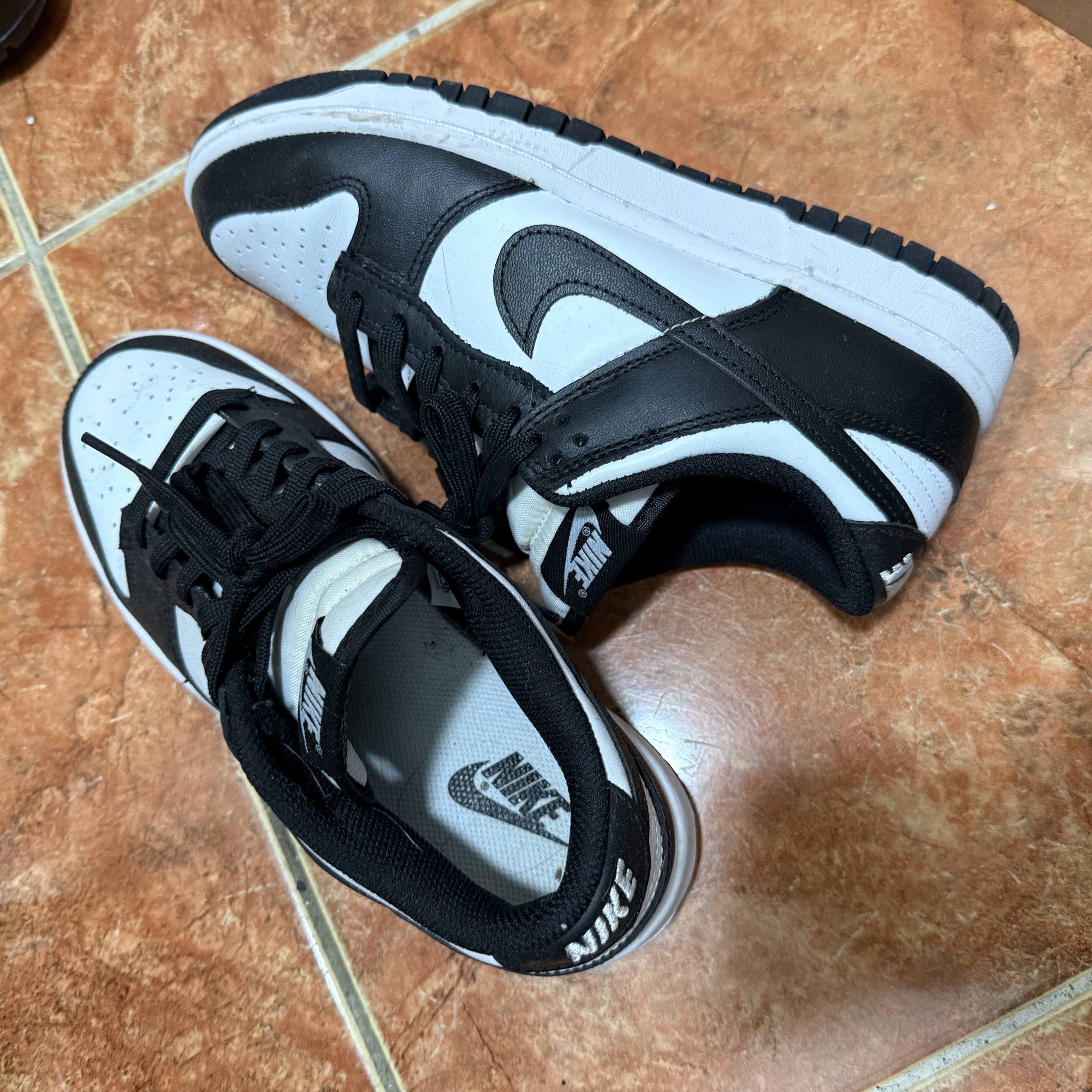 (W) Nike Dunk Low Black 착용 스타일