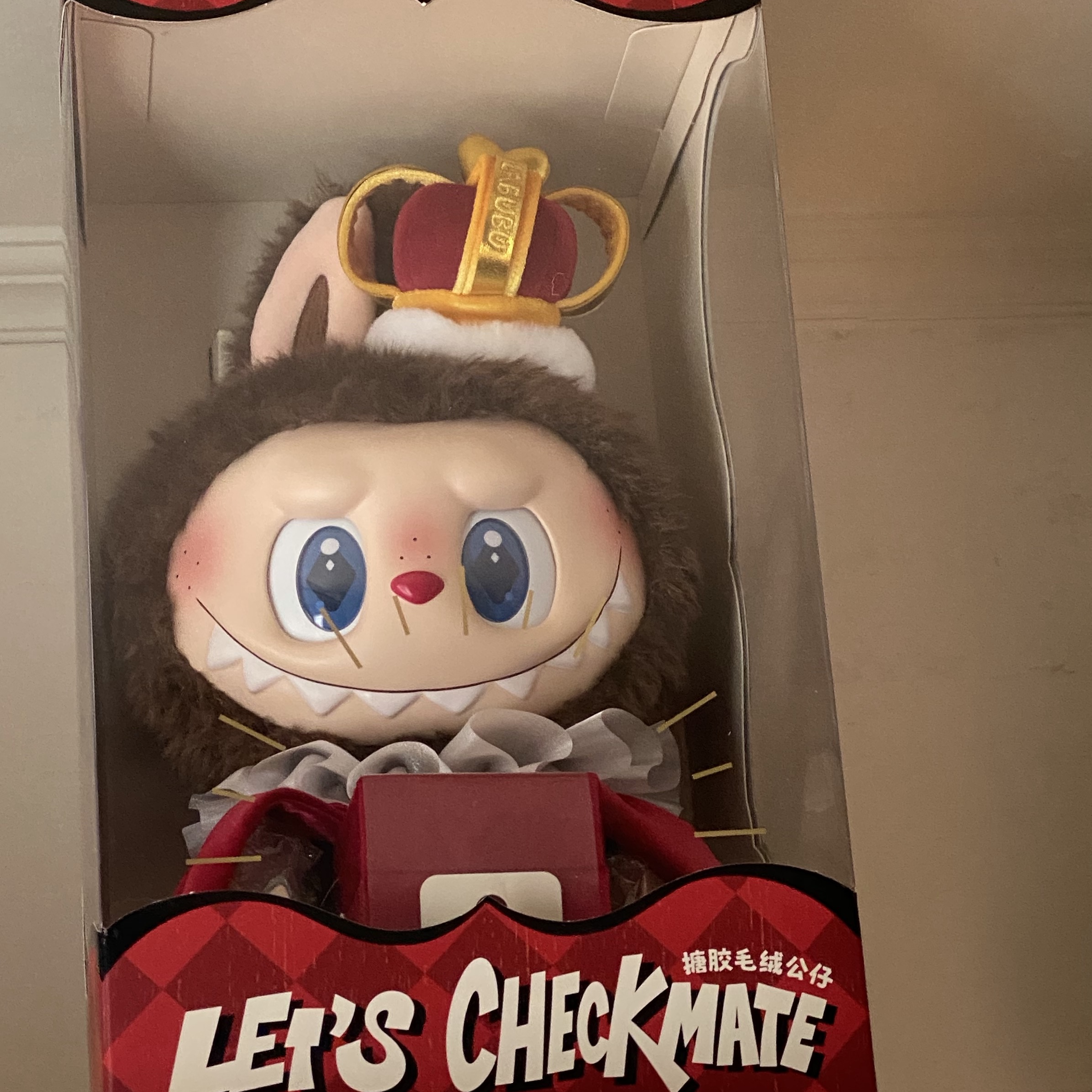Pop Mart The Monsters Checkmate Series Doll 착용 스타일
