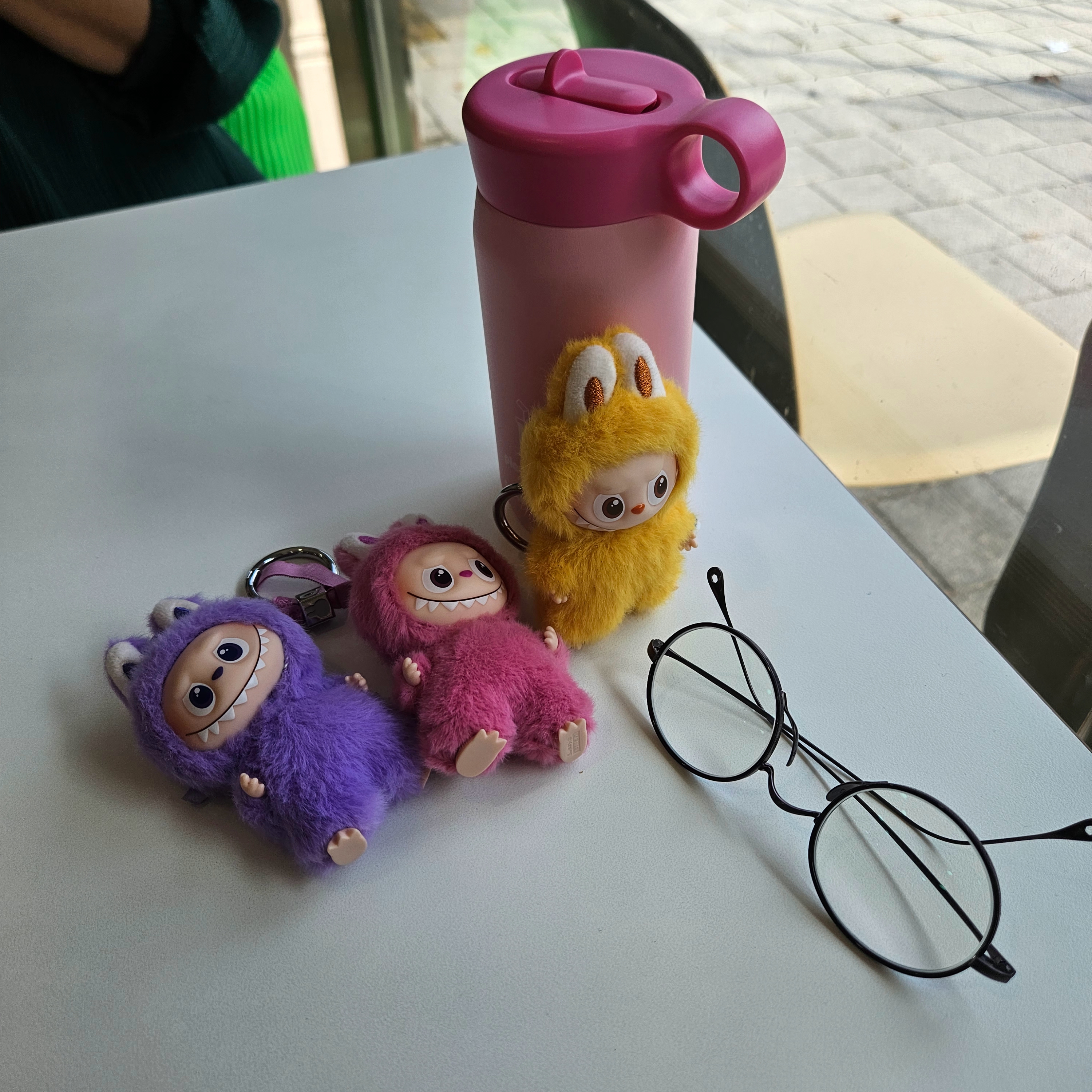 Pop Mart Labubu The Monsters Pin For Love Series Vinyl Plush Pendant (N-Z) Y (Opened Case), Pop Mart Labubu The Monsters Pin For Love Series Vinyl Plush Pendant (N-Z) Q (Opened Case) 착용 스타일 - 2