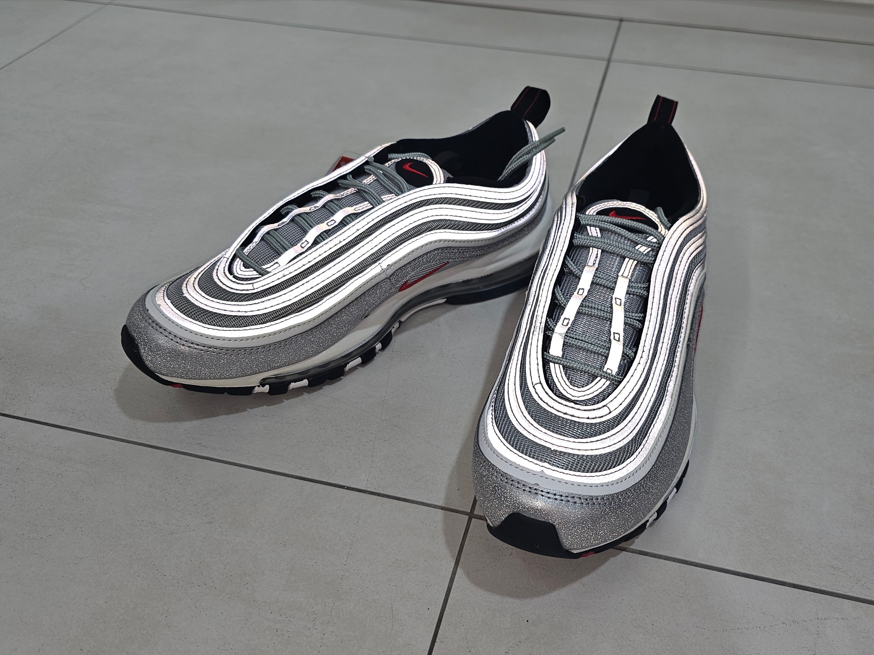 Nike Air Max 97 OG Silver Bullet 2022 착용 스타일