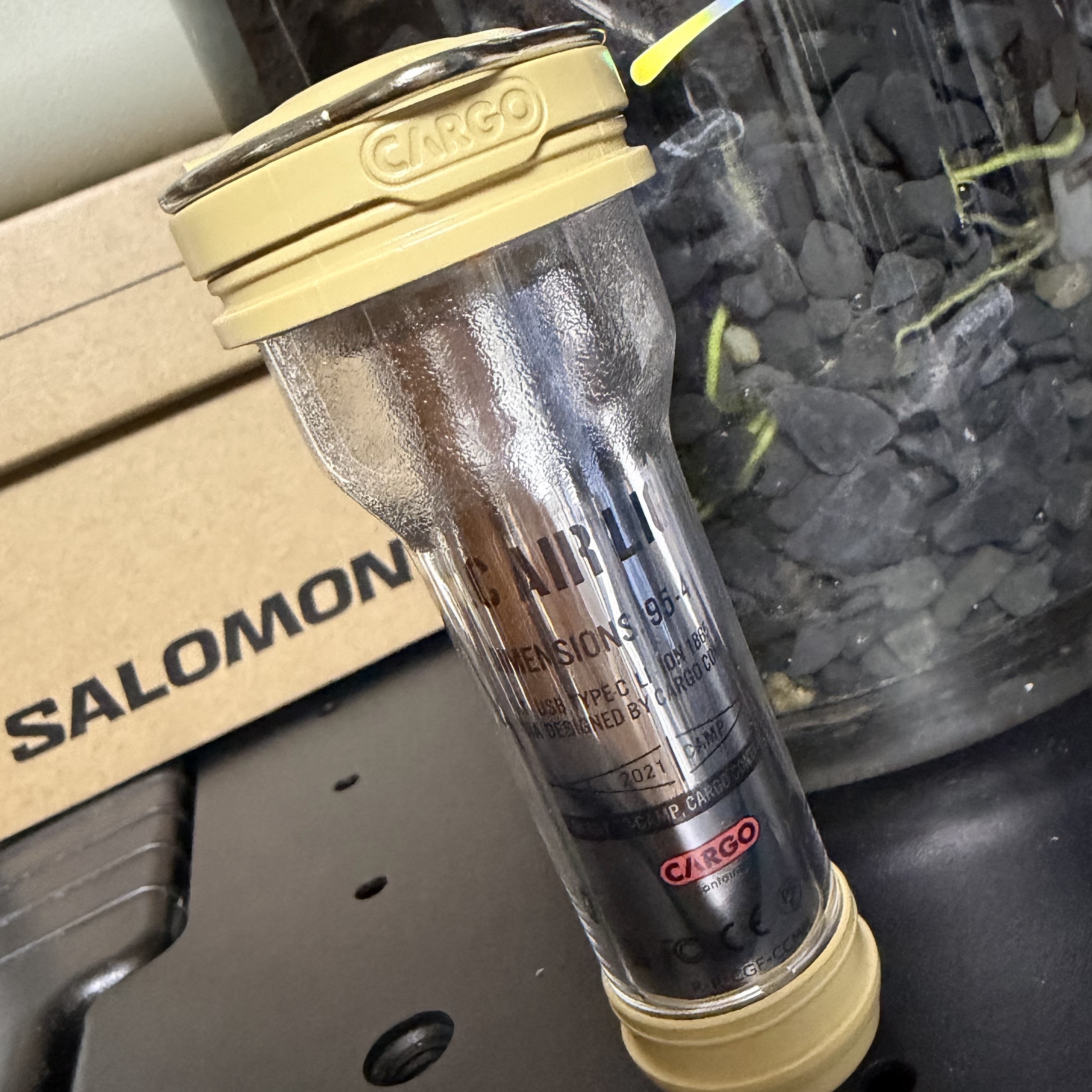 CARGO CONTAINER Air Light Beige 착용 스타일