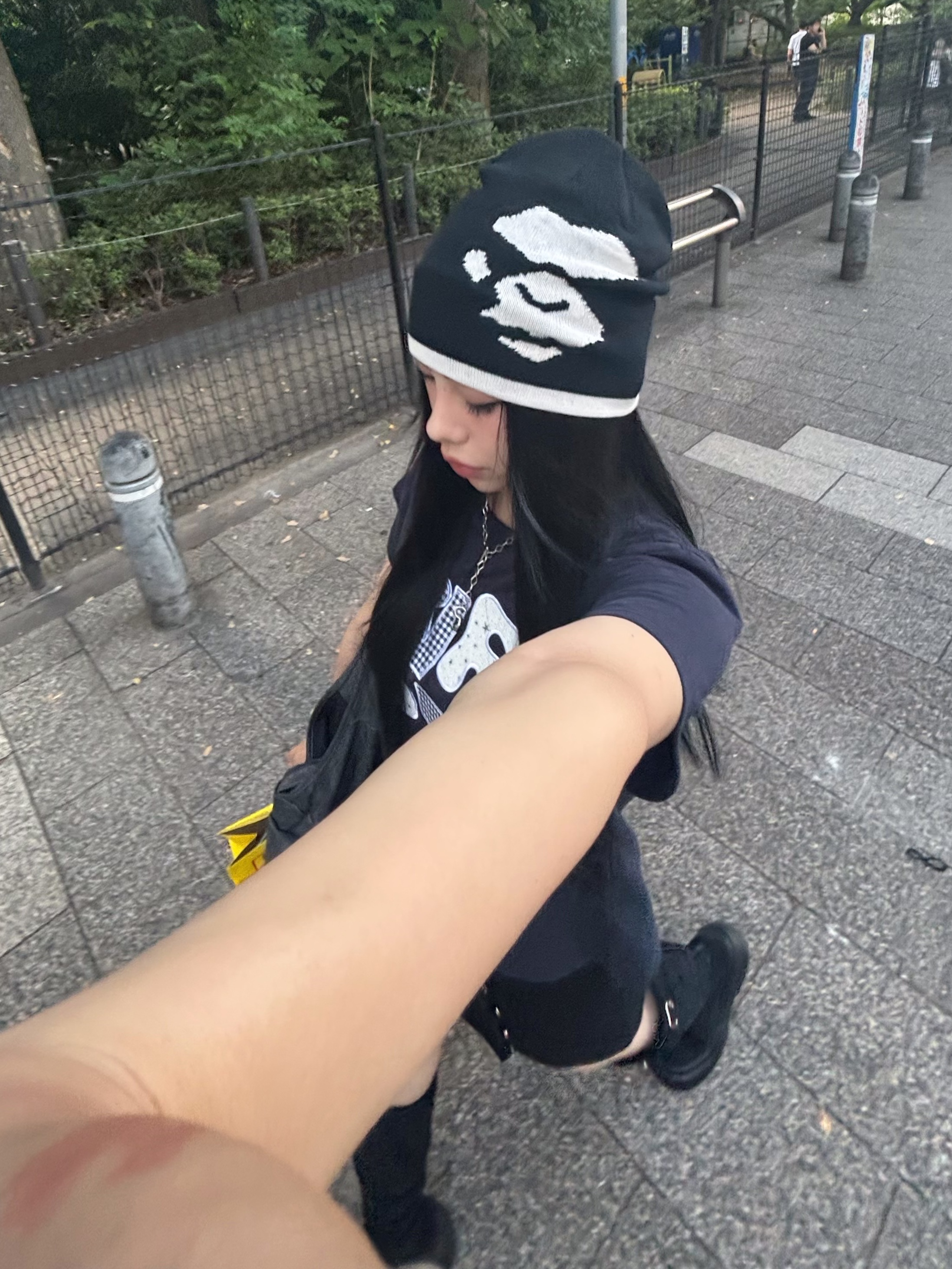 BAPE Mad Face Knit Cap Black 착용 스타일