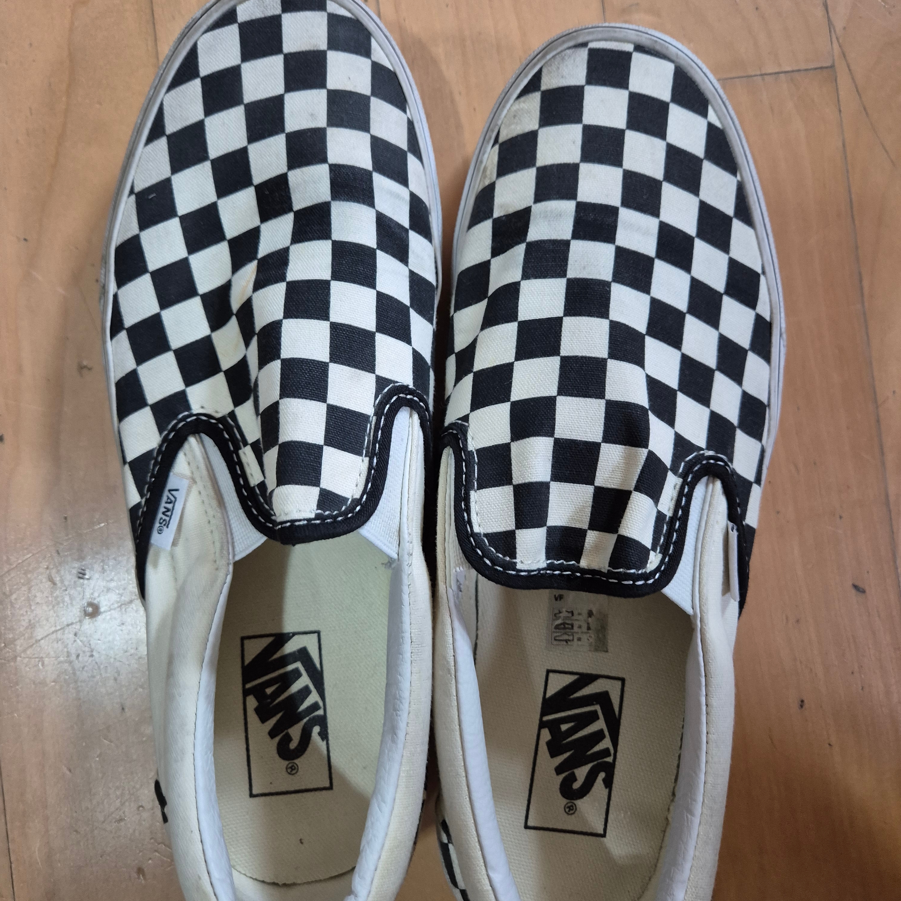 Vans Slip-On Checkerboard 착용 스타일