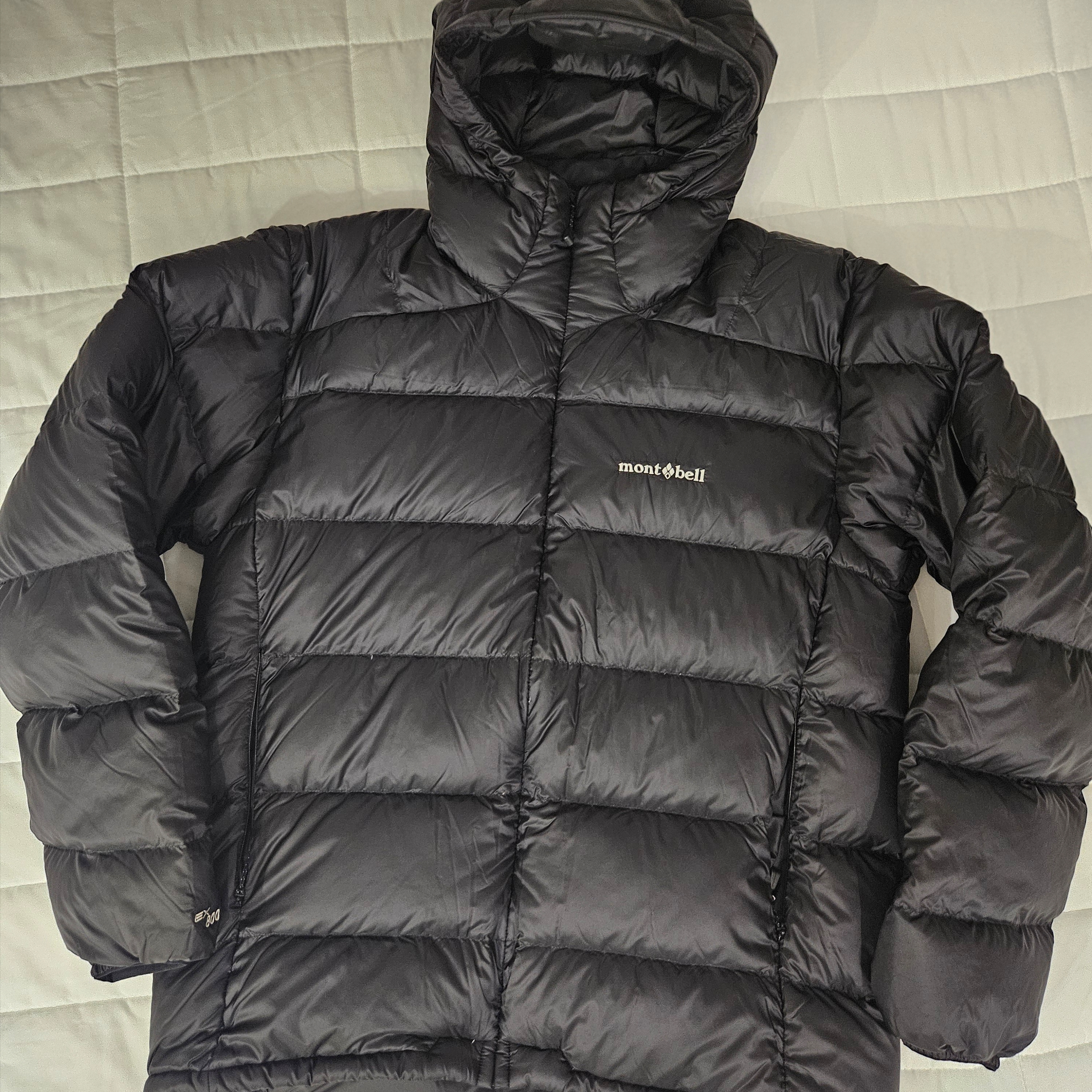 Montbell Light Alpine Down Parka Black 착용 스타일