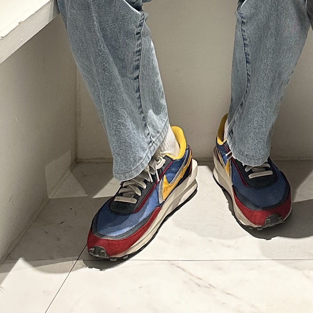 Nike x Sacai LDWaffle Blue Multi 착용 스타일