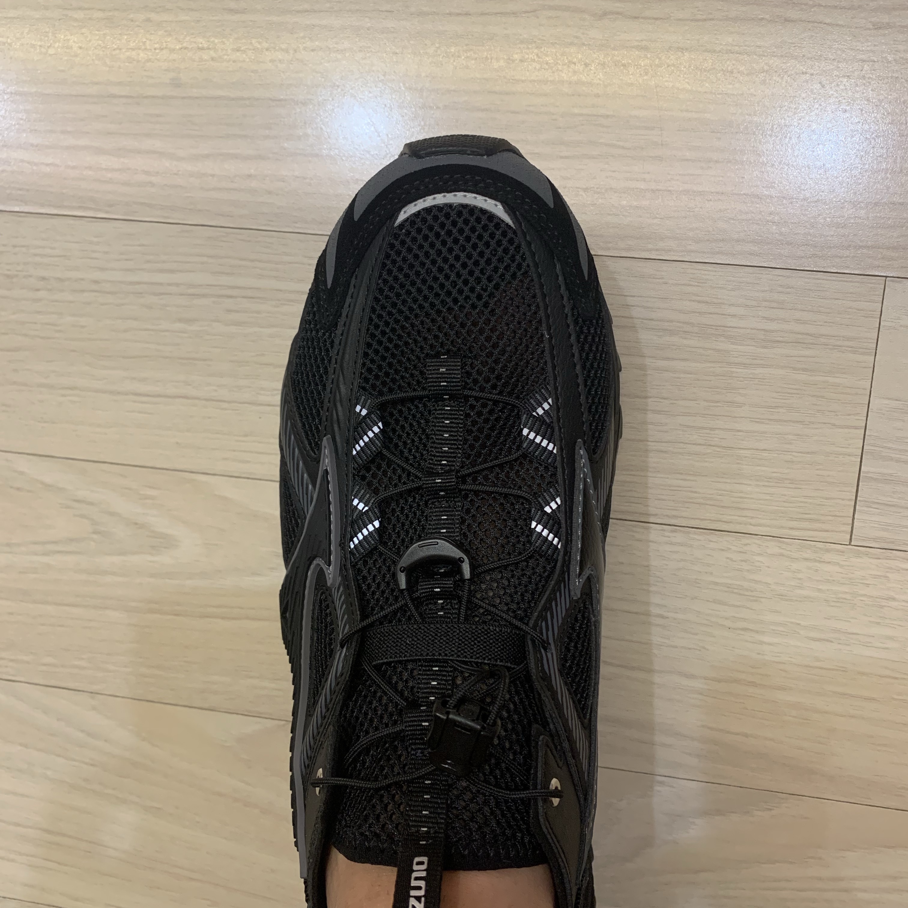 Mizuno Racer Trail SE Black 착용 스타일