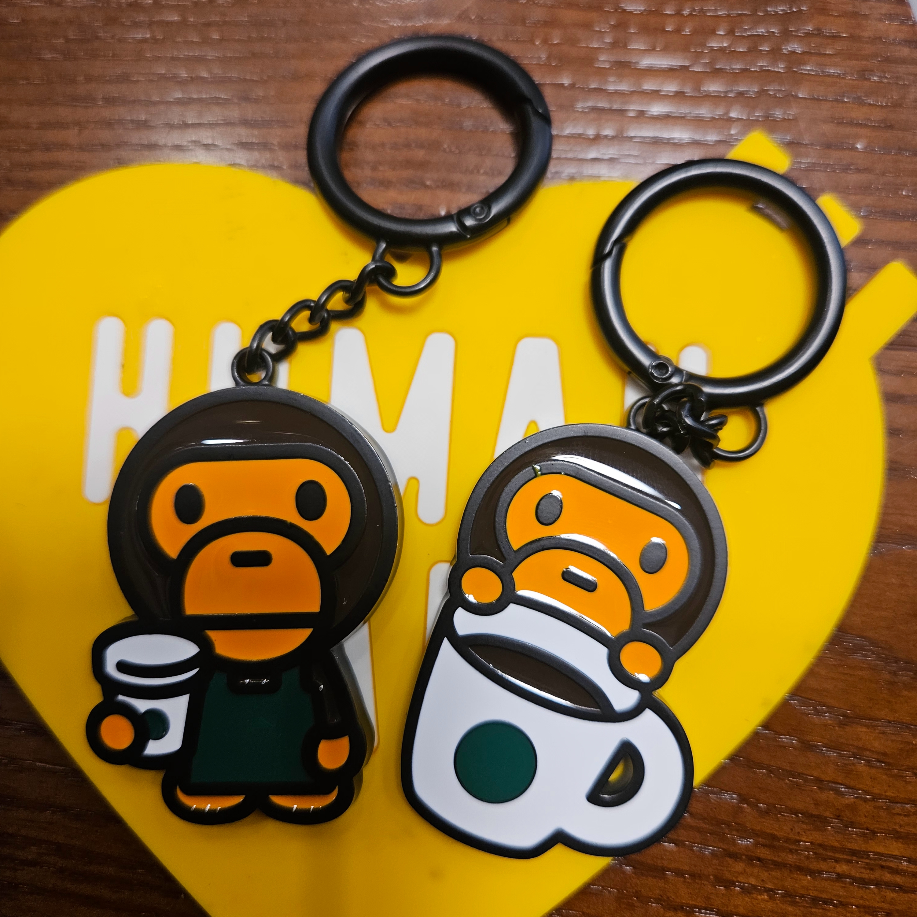 Human Made Heart Rubber Coaster Yellow, Starbucks x BAPE Baby Milo Keychain 착용 스타일