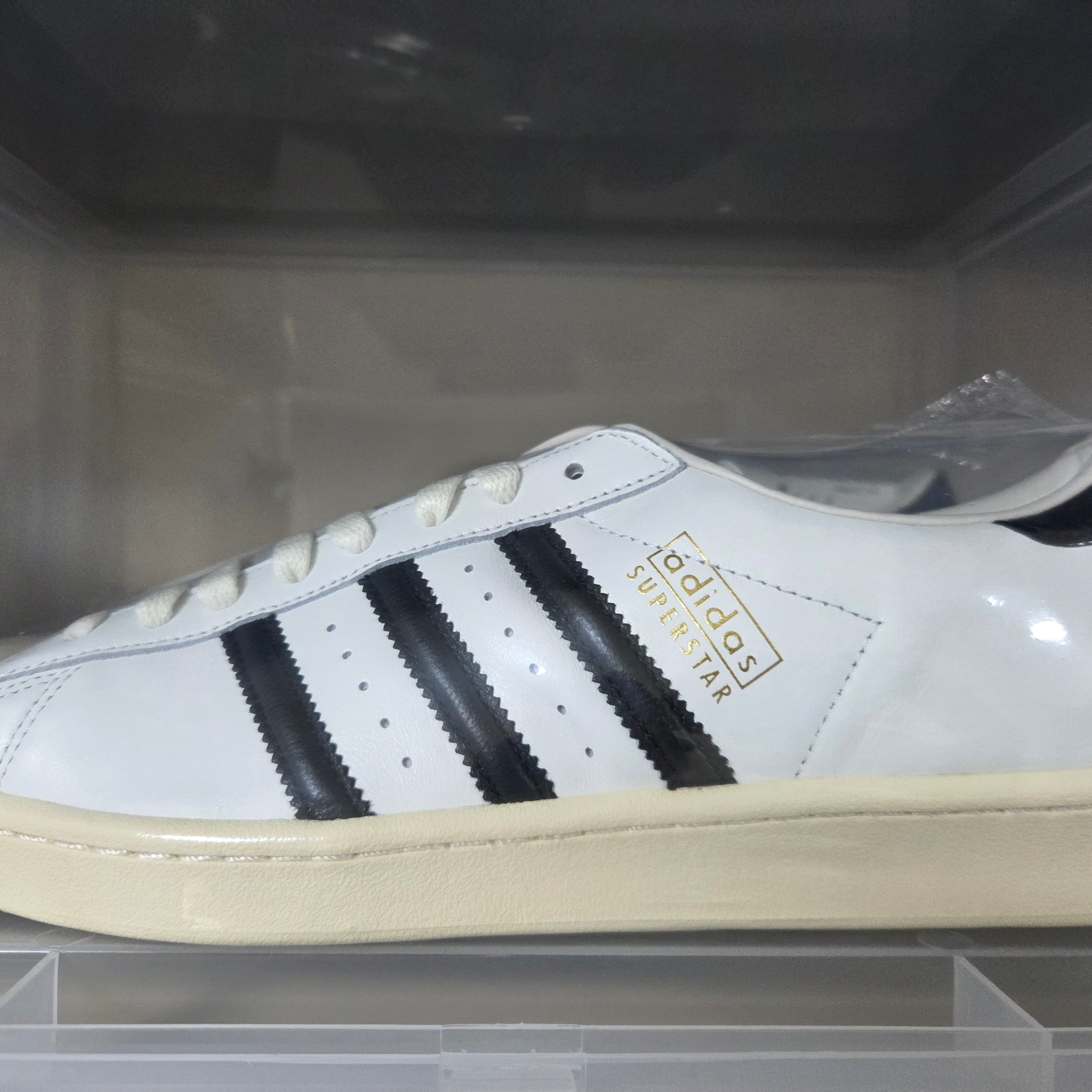Adidas Superstar Vintage Made in Germany Core White Core Black 착용 스타일