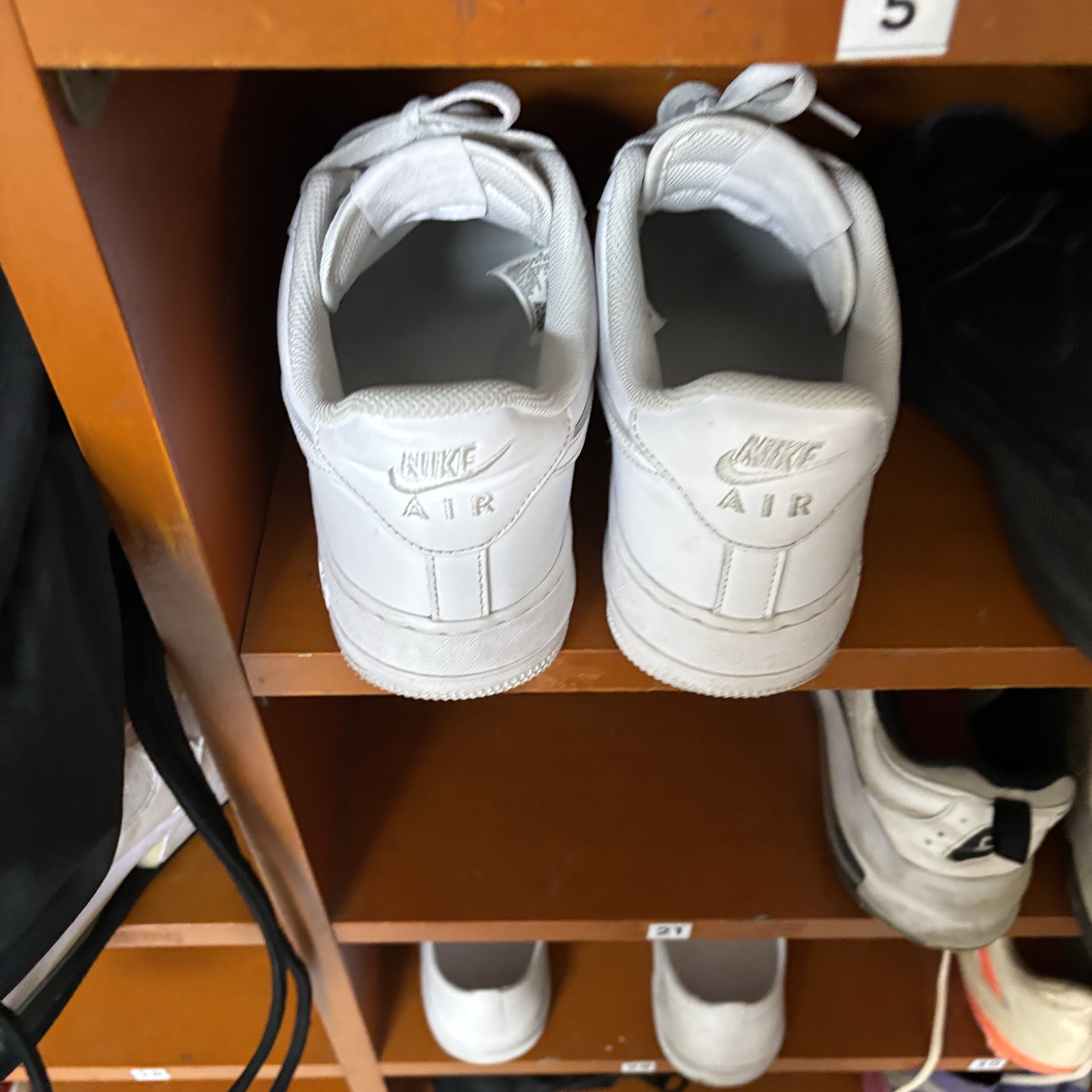 Nike Air Force 1 '07 Low White 착용 스타일