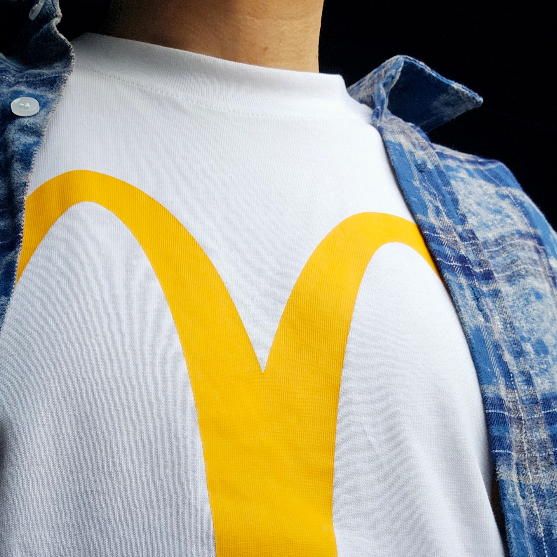 Palace x McDonald's Logo T-Shirt White - 23FW 착용 스타일