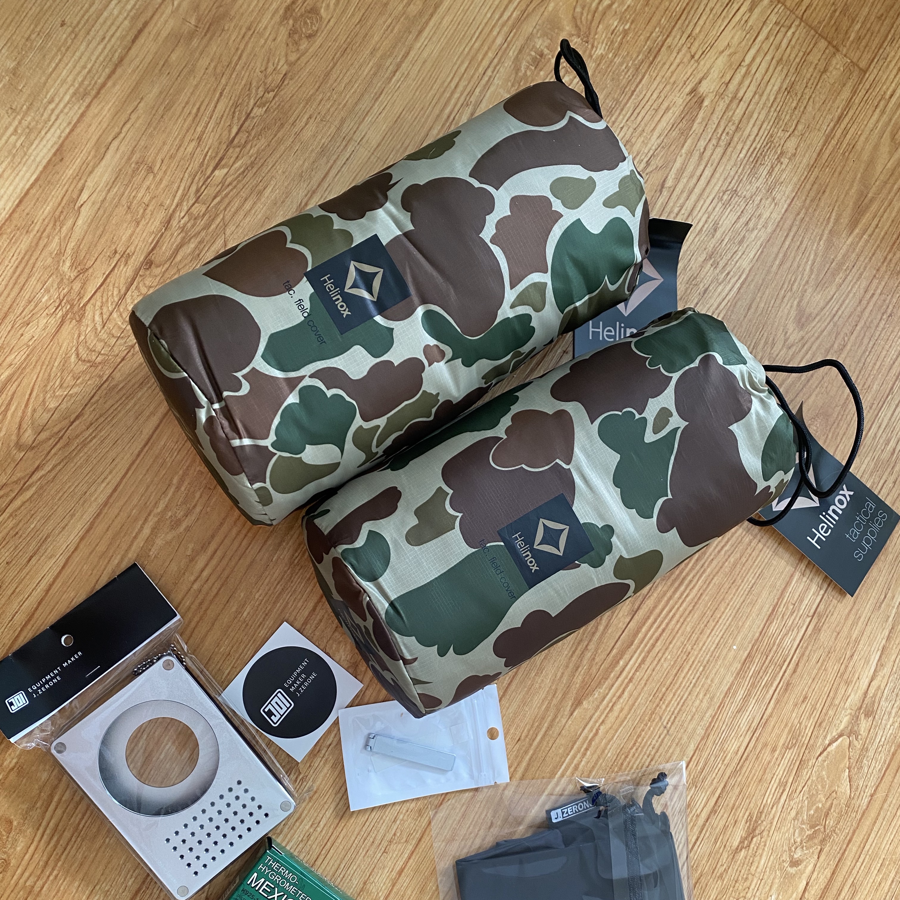 Helinox Tactical Field Cover Chair One Duck Camo Orange (Without Frame) 착용 스타일