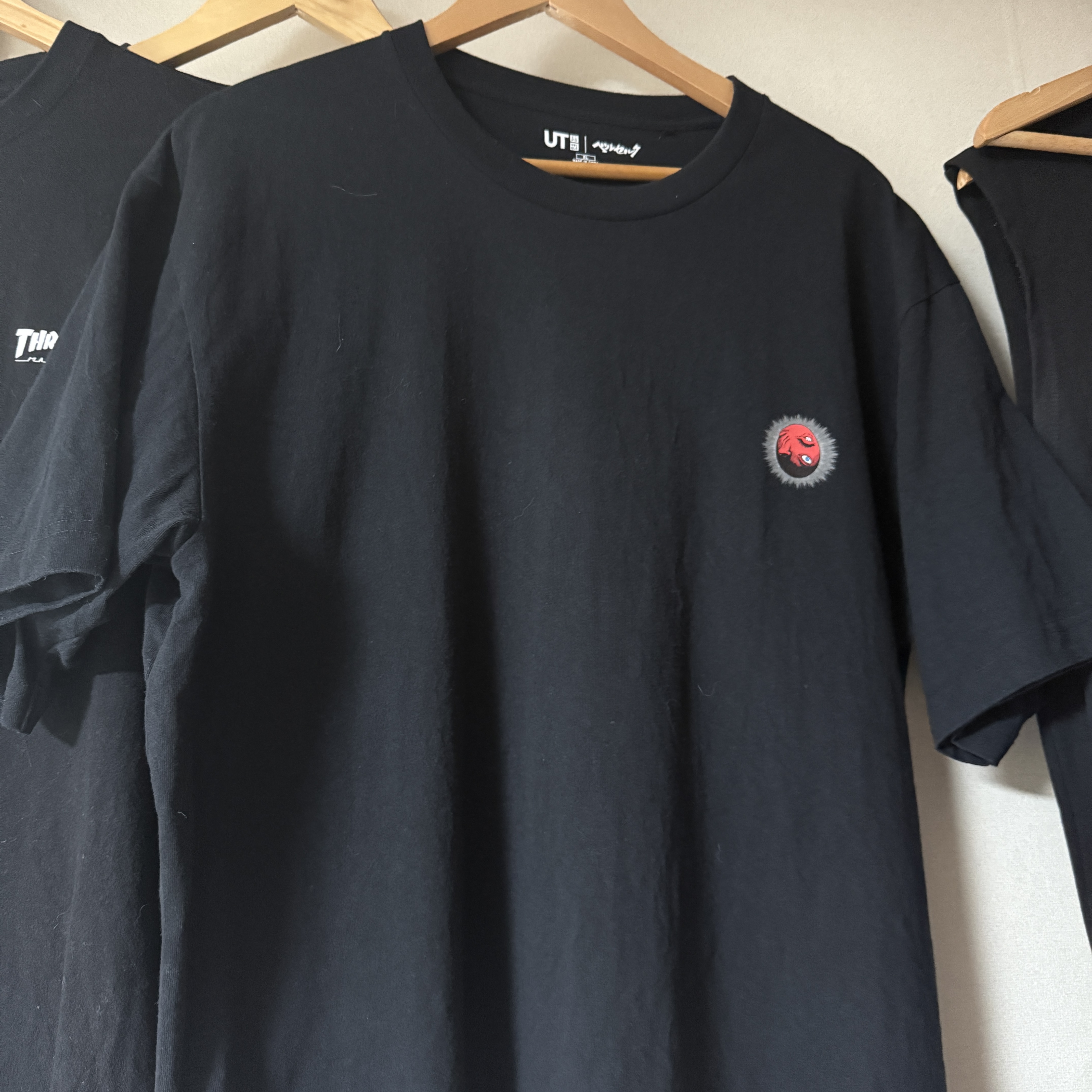 Uniqlo UT x Berserk Manga Curation Graphic T-Shirt A Black - KR 착용 스타일