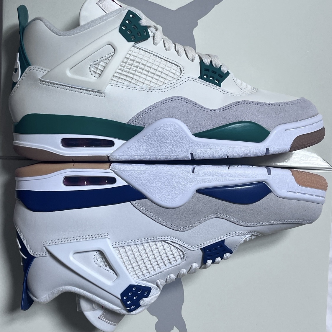 Jordan 4 x Nike SB Retro SP Pine Green, Jordan 4 x Nike SB Retro SP Navy 착용 스타일 - 1