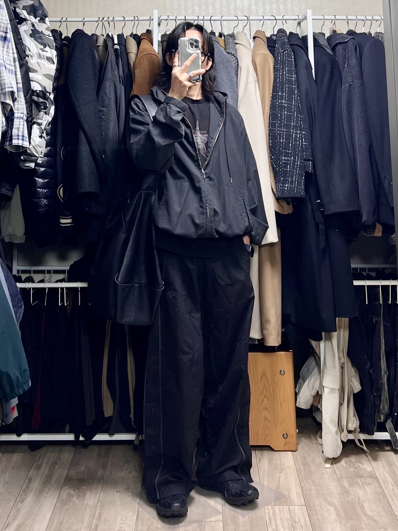 Polyteru 1011 Nylon Track Pants Triple Black, Polyteru Zip Hoodie Parka Used Black 착용 스타일