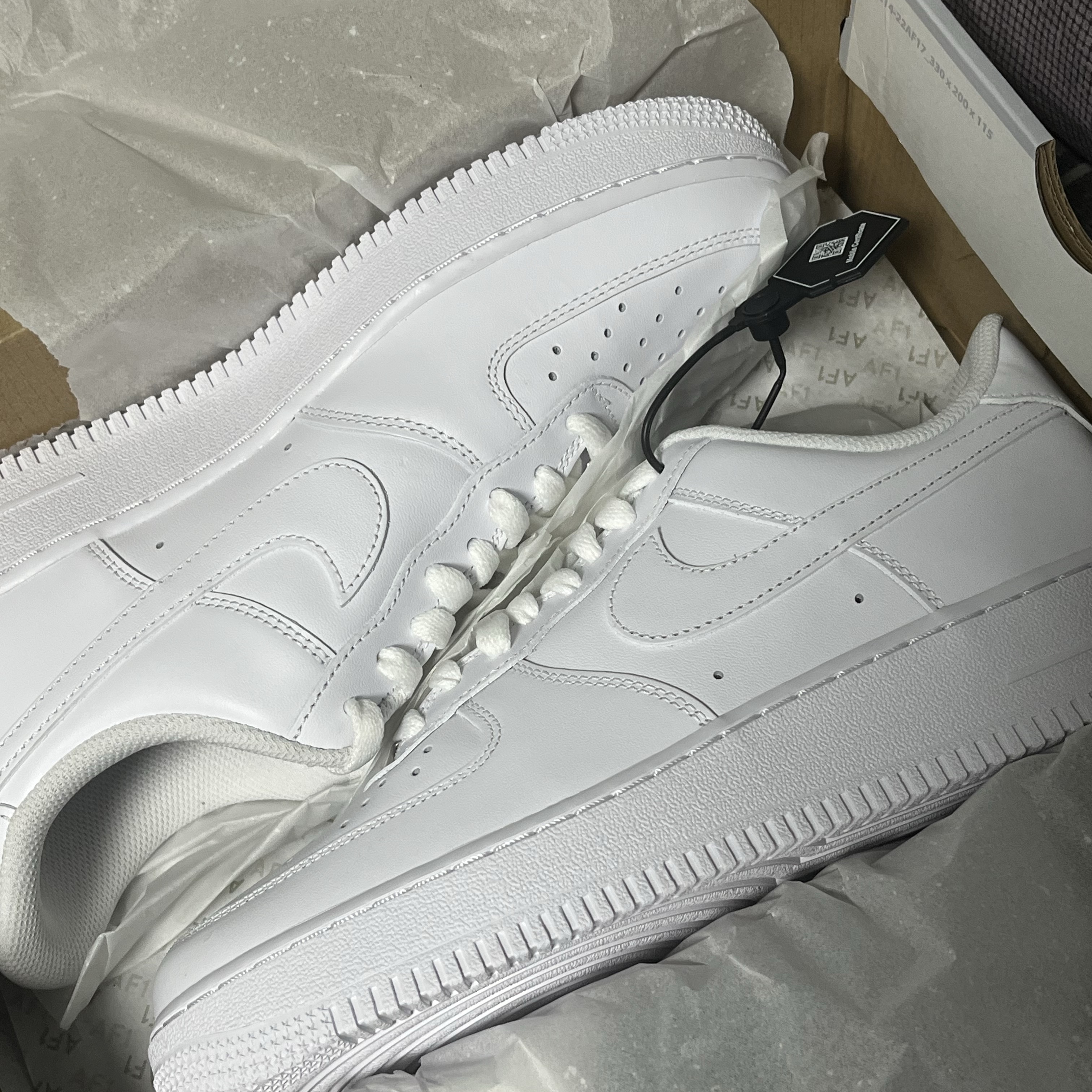 Nike Air Force 1 '07 Low White 착용 스타일 - 2
