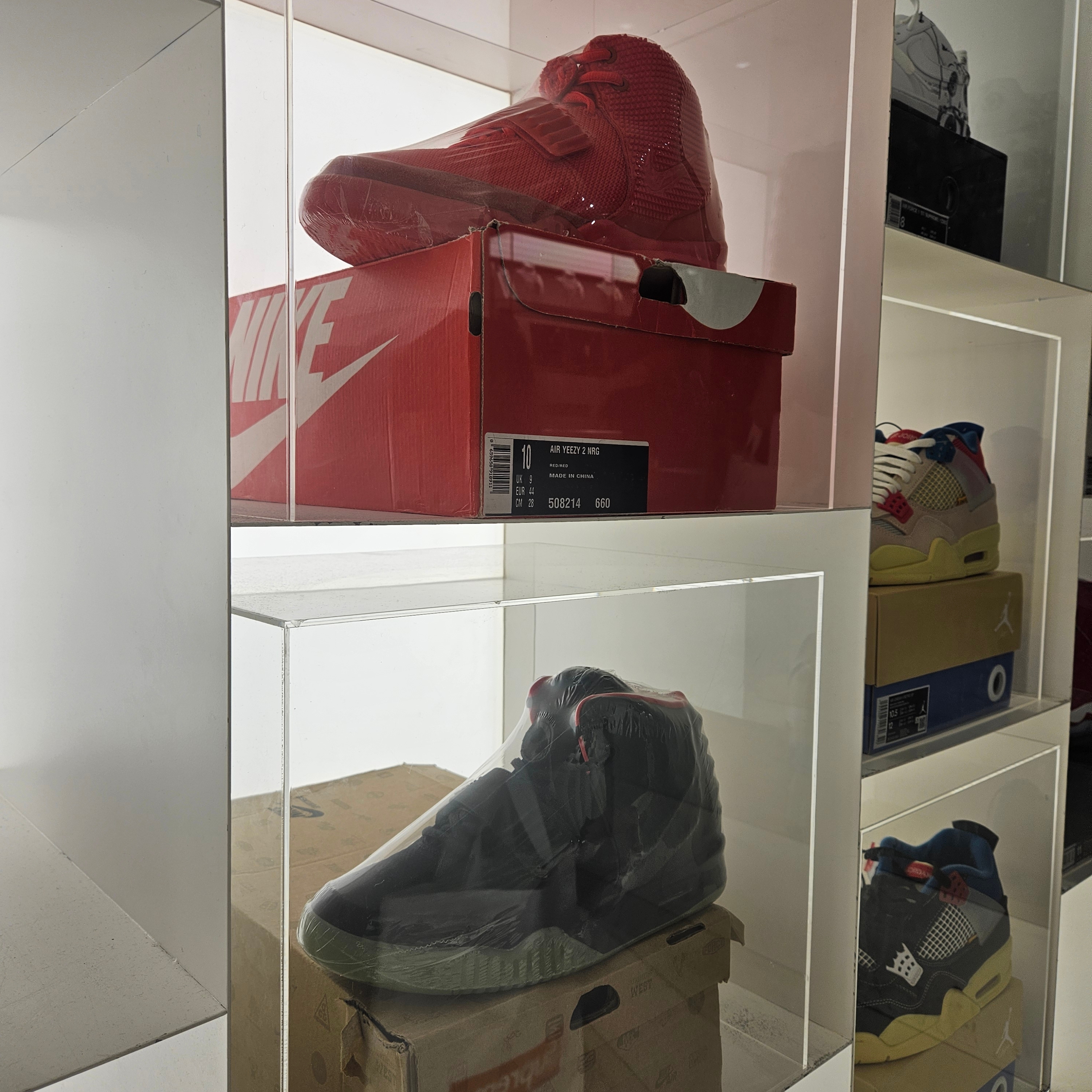 Jordan 4 x Union Retro Guava Ice, Jordan 4 x Union Retro Off Noir 착용 스타일
