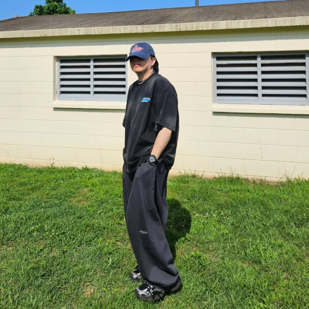 Balenciaga 3XL Sneakers Black White 착용 스타일