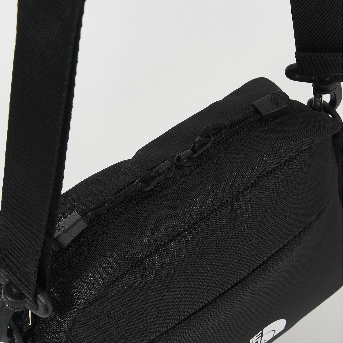 노스페이스 스탠다드 크로스백 미디움 블랙(The North Face Standard Cross Bag Medium Black) - 3