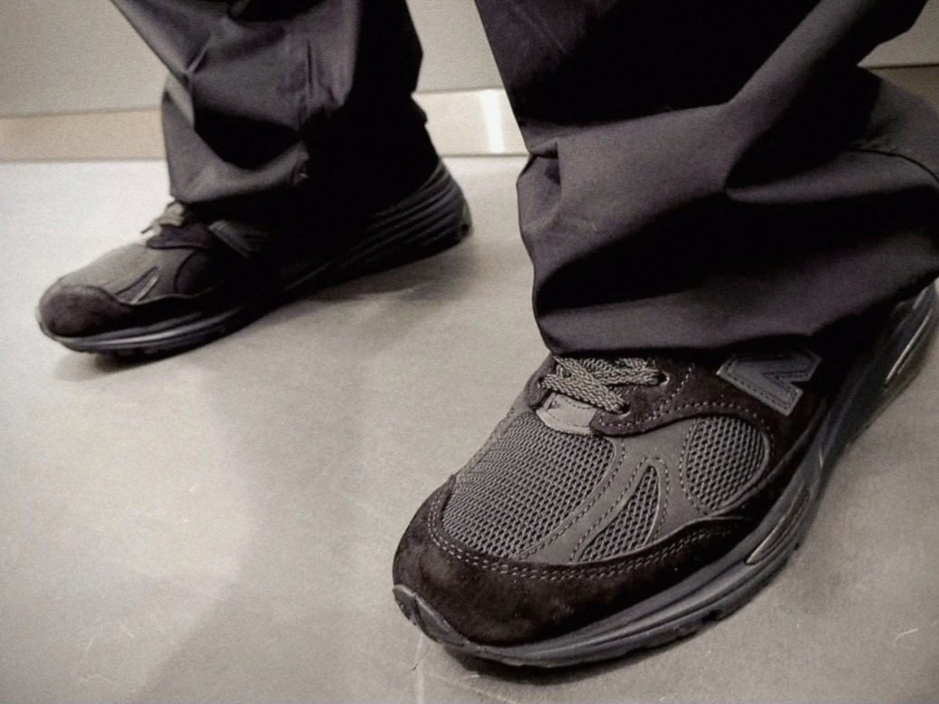 New Balance 991v2 Made in UK Black Grey 착용 스타일