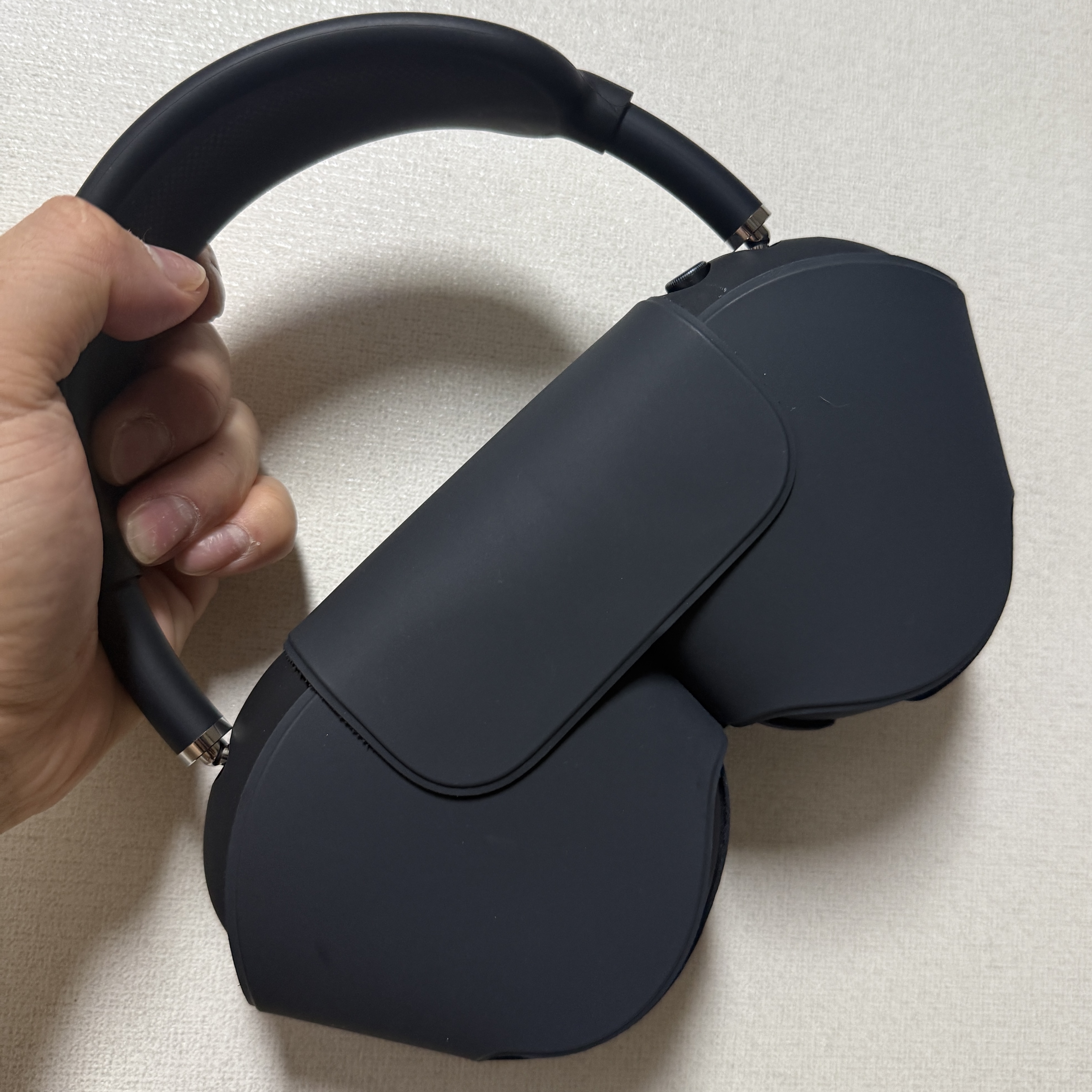 Apple AirPods Max USB C Midnight (Korean Ver.) 착용 스타일
