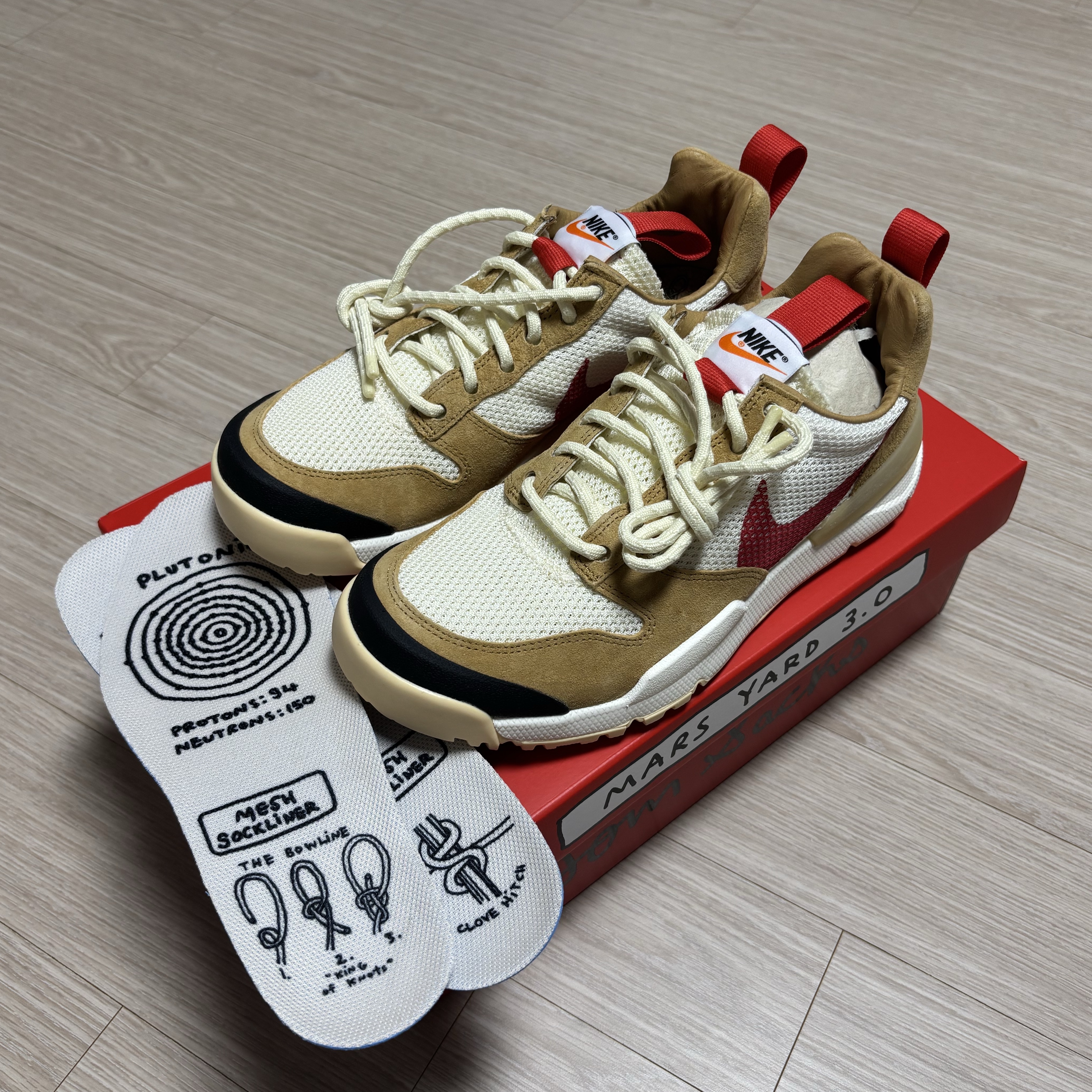 Nike x Tom Sachs Mars Yard Shoe 3.0 Space Camp 착용 스타일 - 1