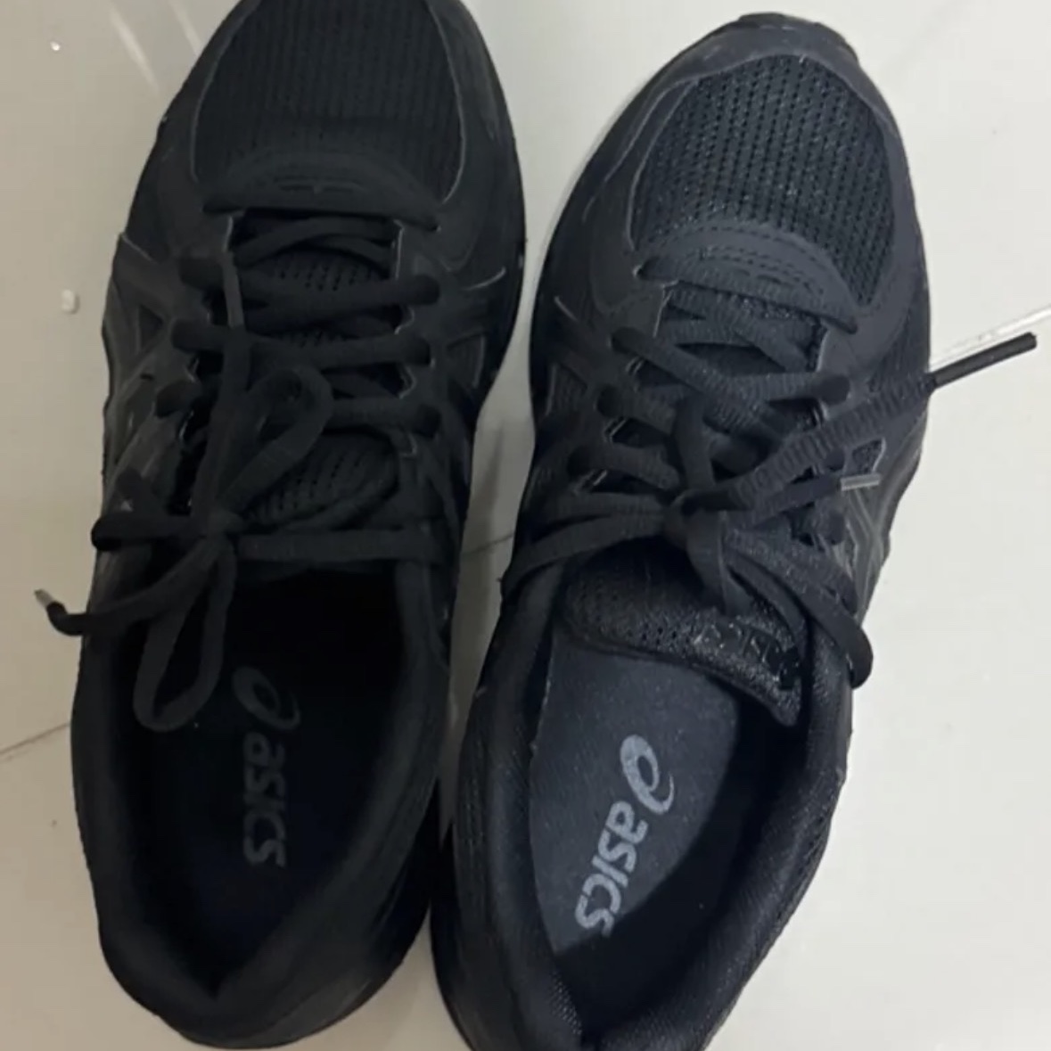 (W) Asics Jog 100 T Black - 2E Extra Wide 착용 스타일