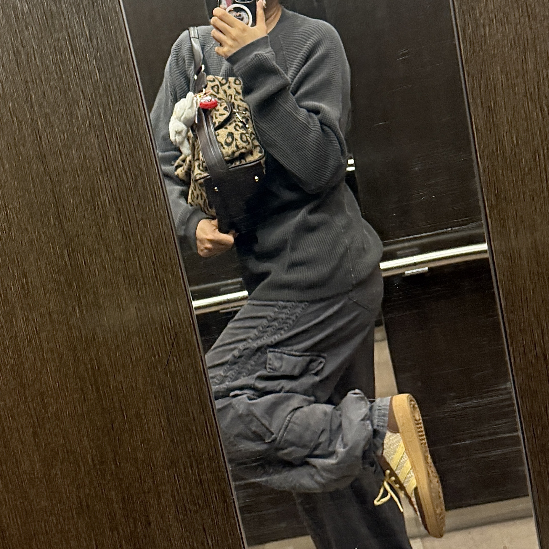 Stussy Raglan Thermal LS Crew Washed Black, (W) Adidas Originals Handball Spezial Preloved Brown Orange Tint 착용 스타일