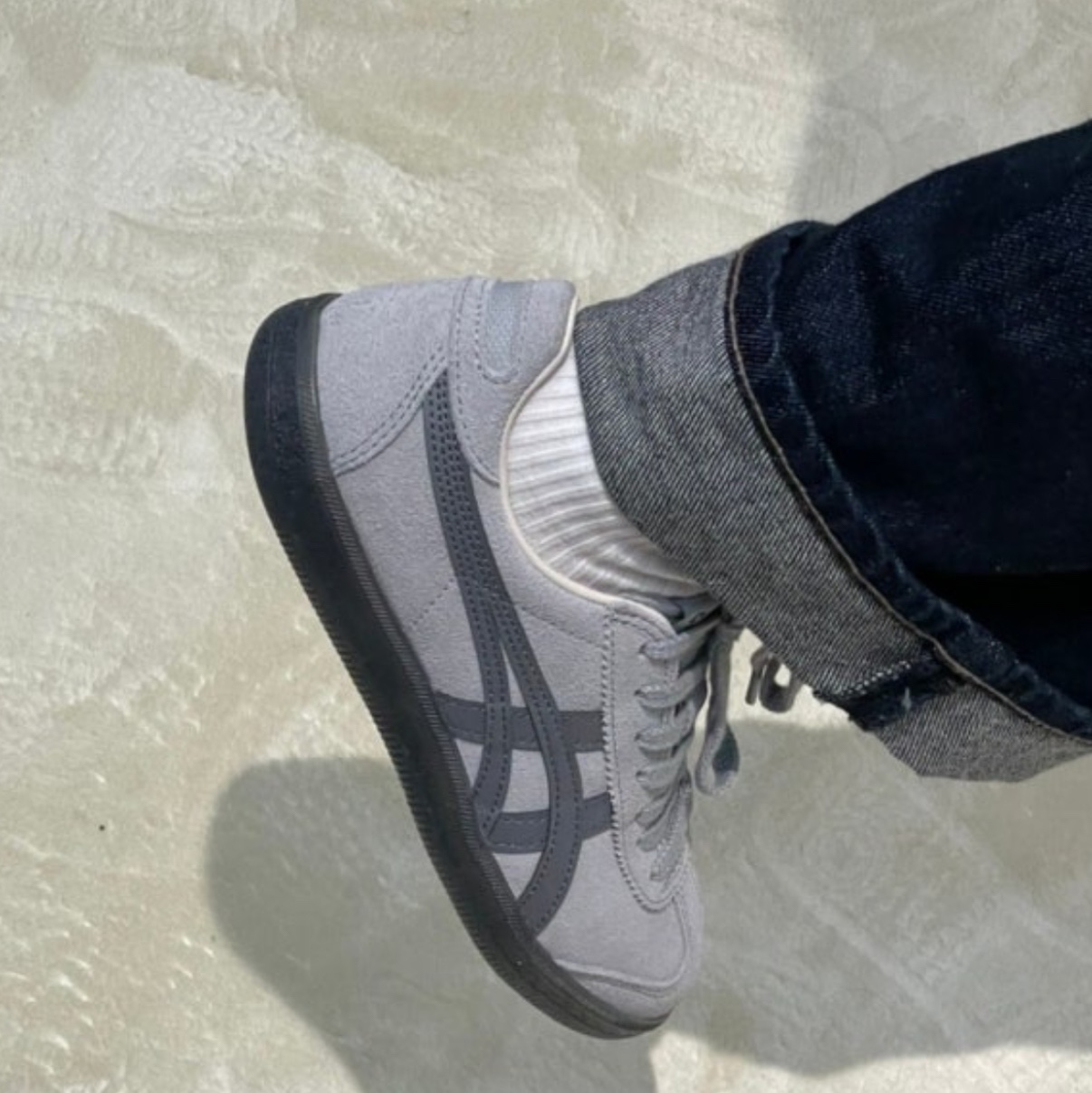 Onitsuka Tiger Tokuten Gray 착용 스타일