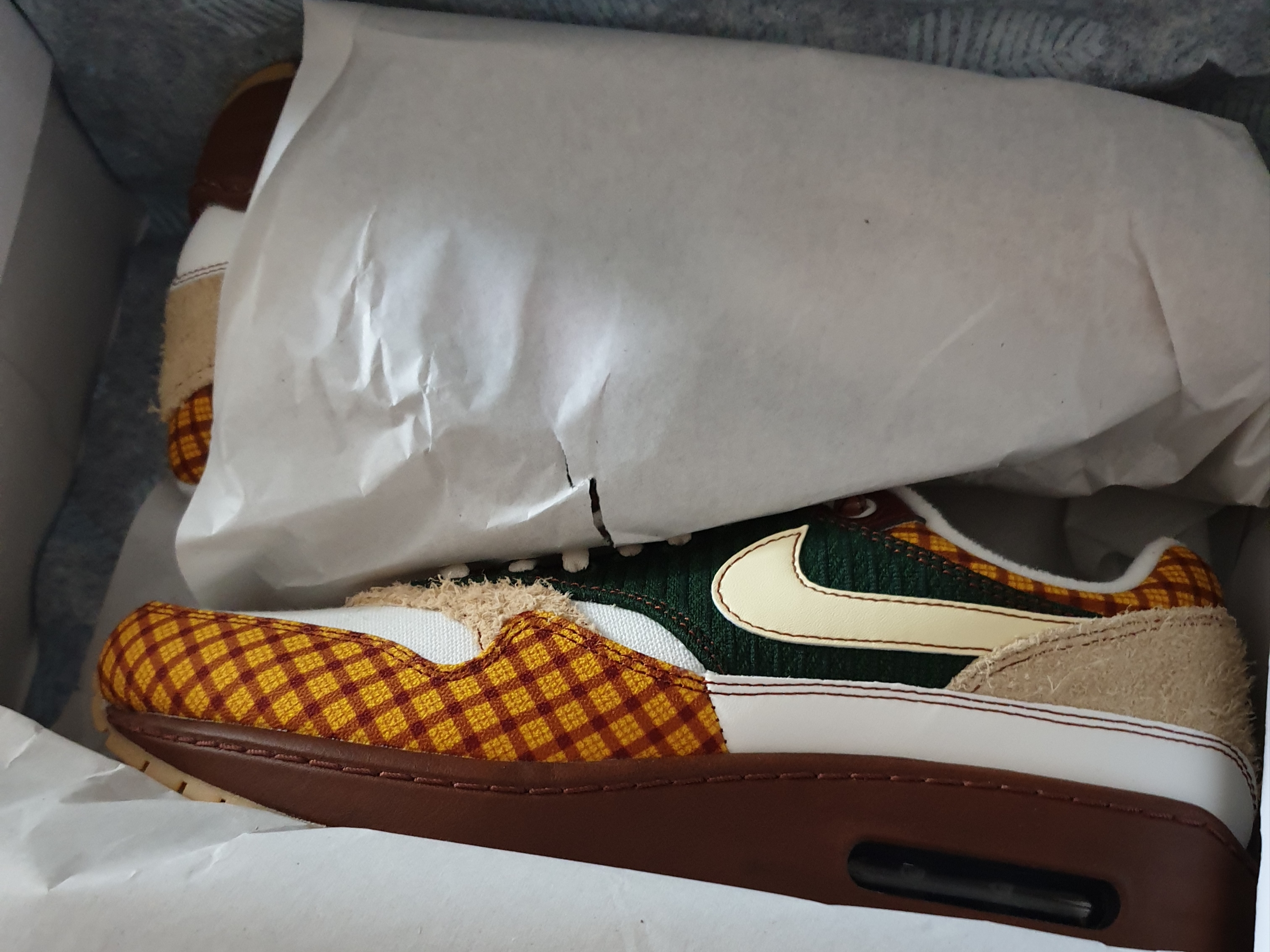 Nike Air Max 1 Susan Missing Link 착용 스타일