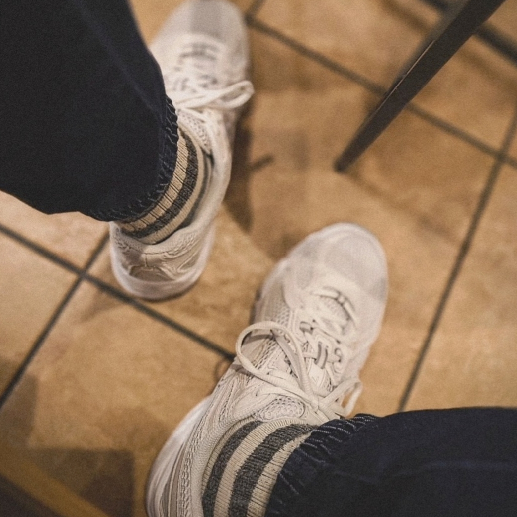 New Balance 740v2 Grey Reflection 착용 스타일