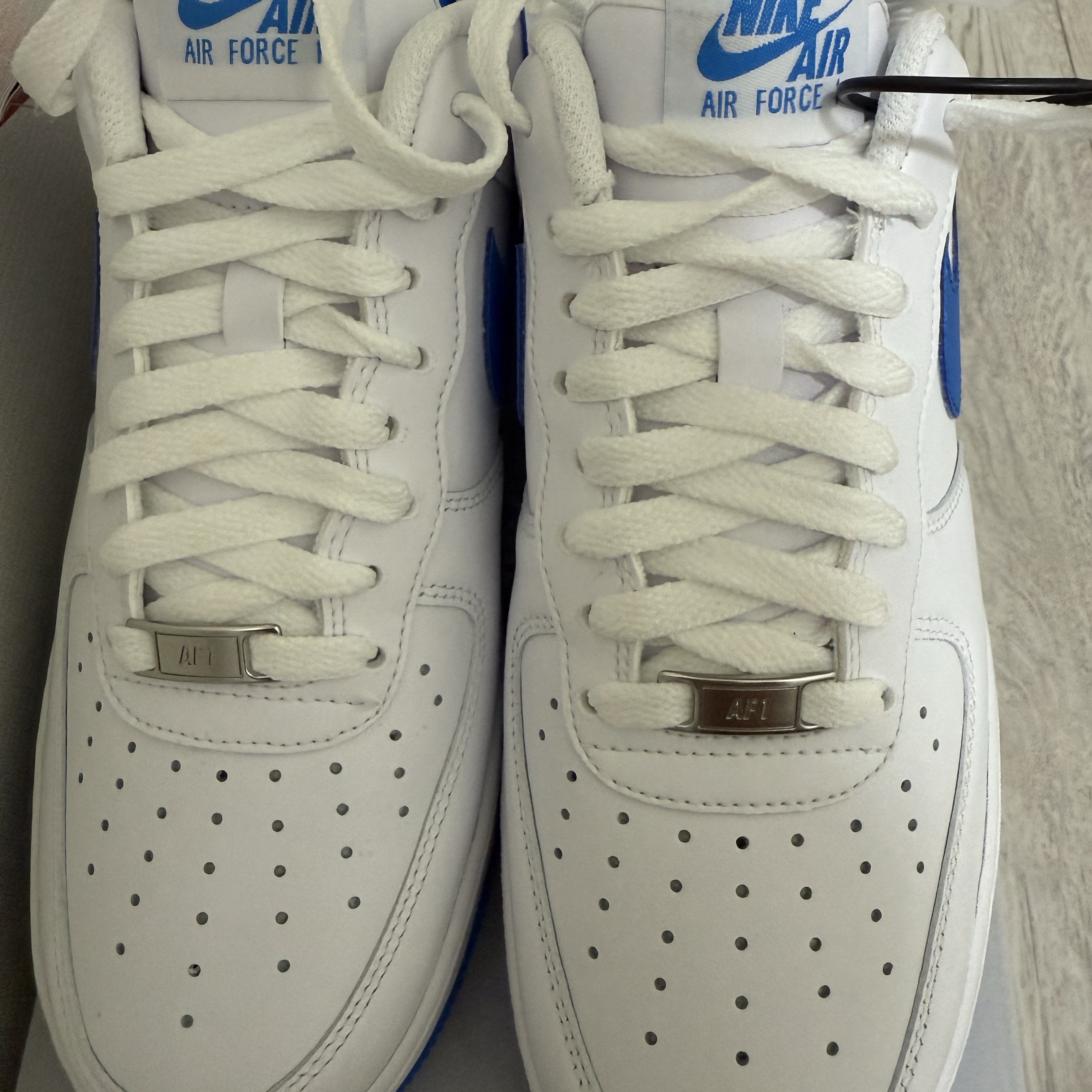 Nike Air Force 1 '07 White Photo Blue 착용 스타일 - 2